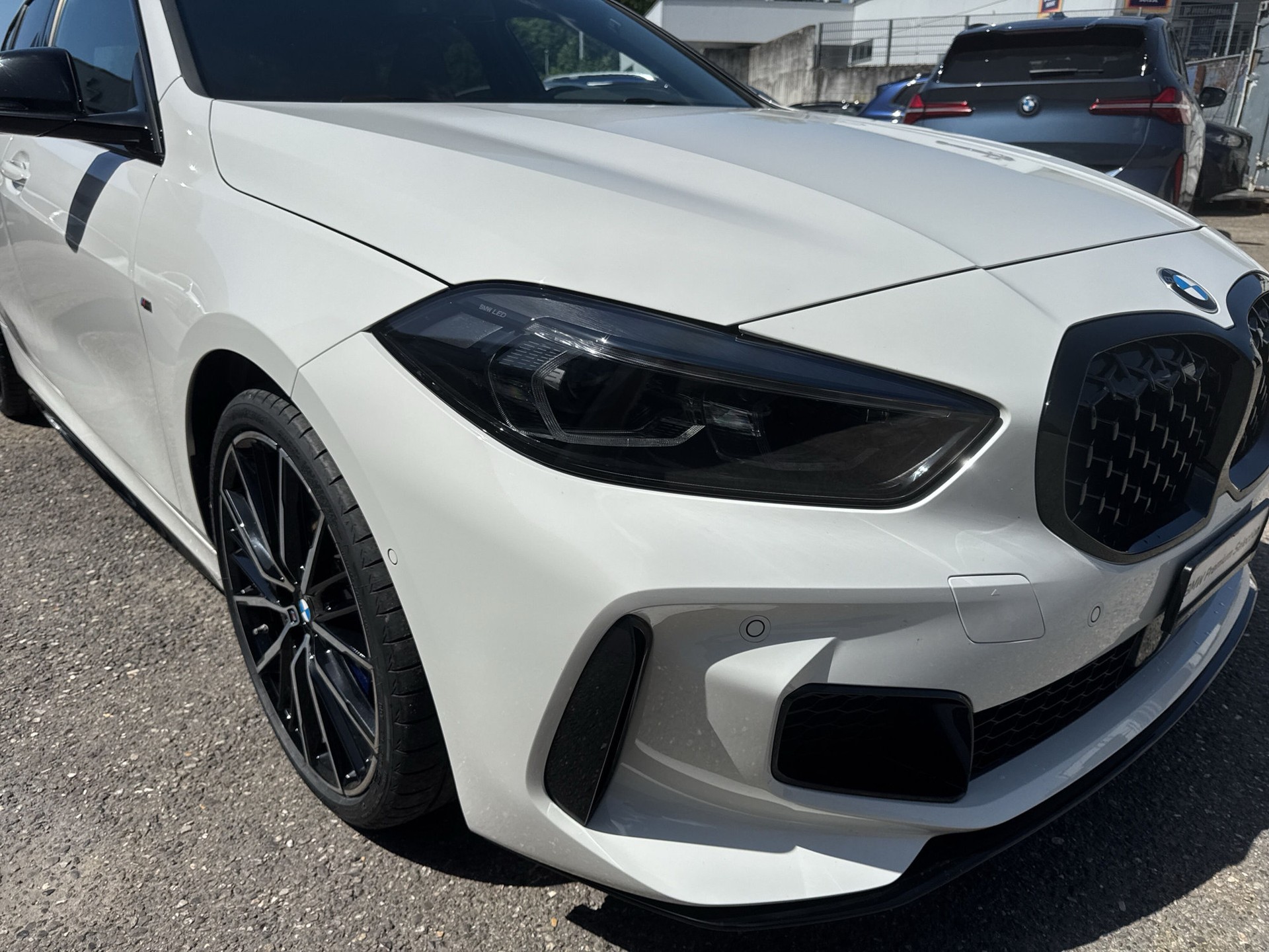 BMW M135i xDrive Steptronic - 17