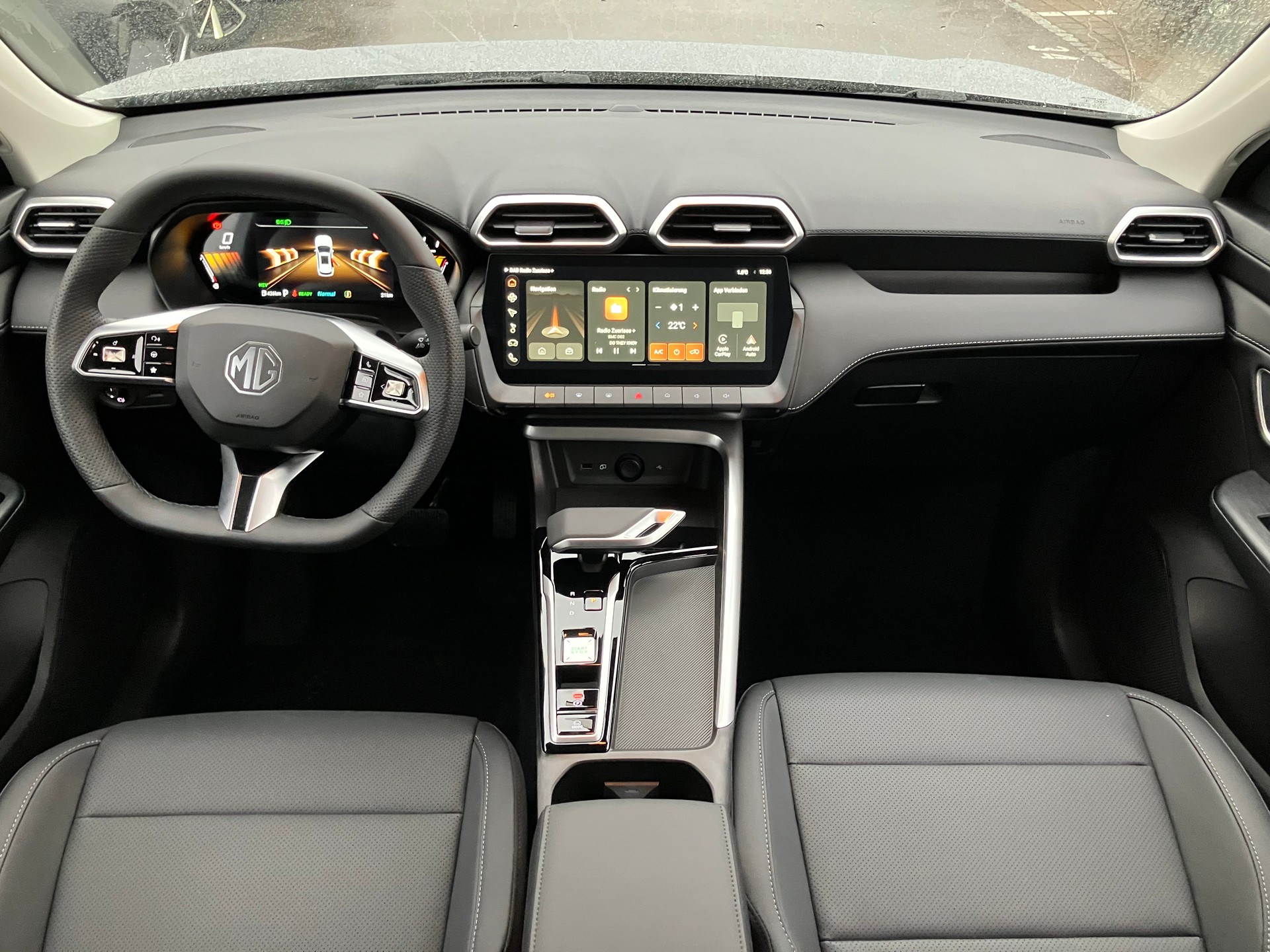 MG ZS 1.5 Hybrid+ Luxury - 10