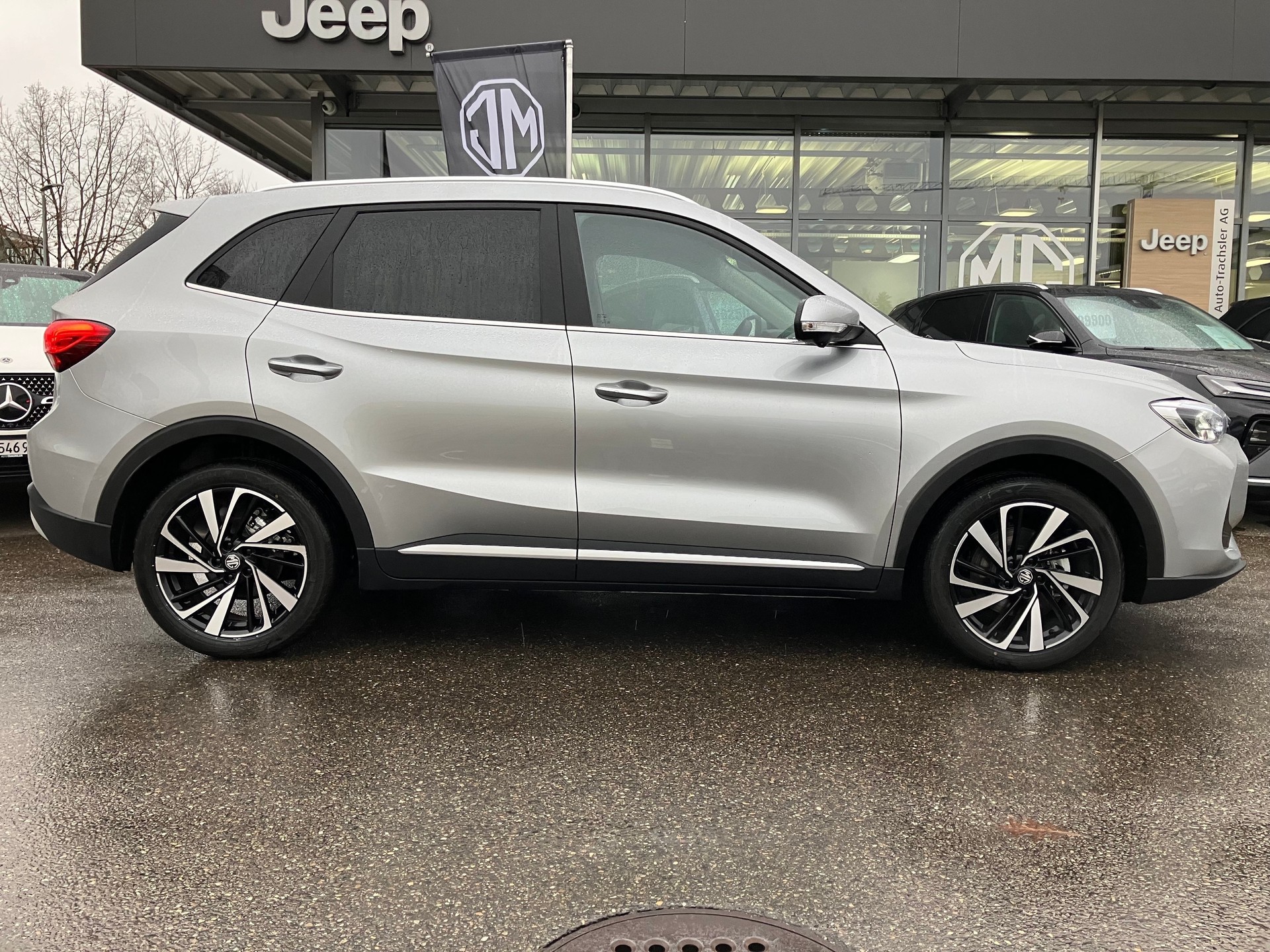 MG ZS 1.5 Hybrid+ Luxury