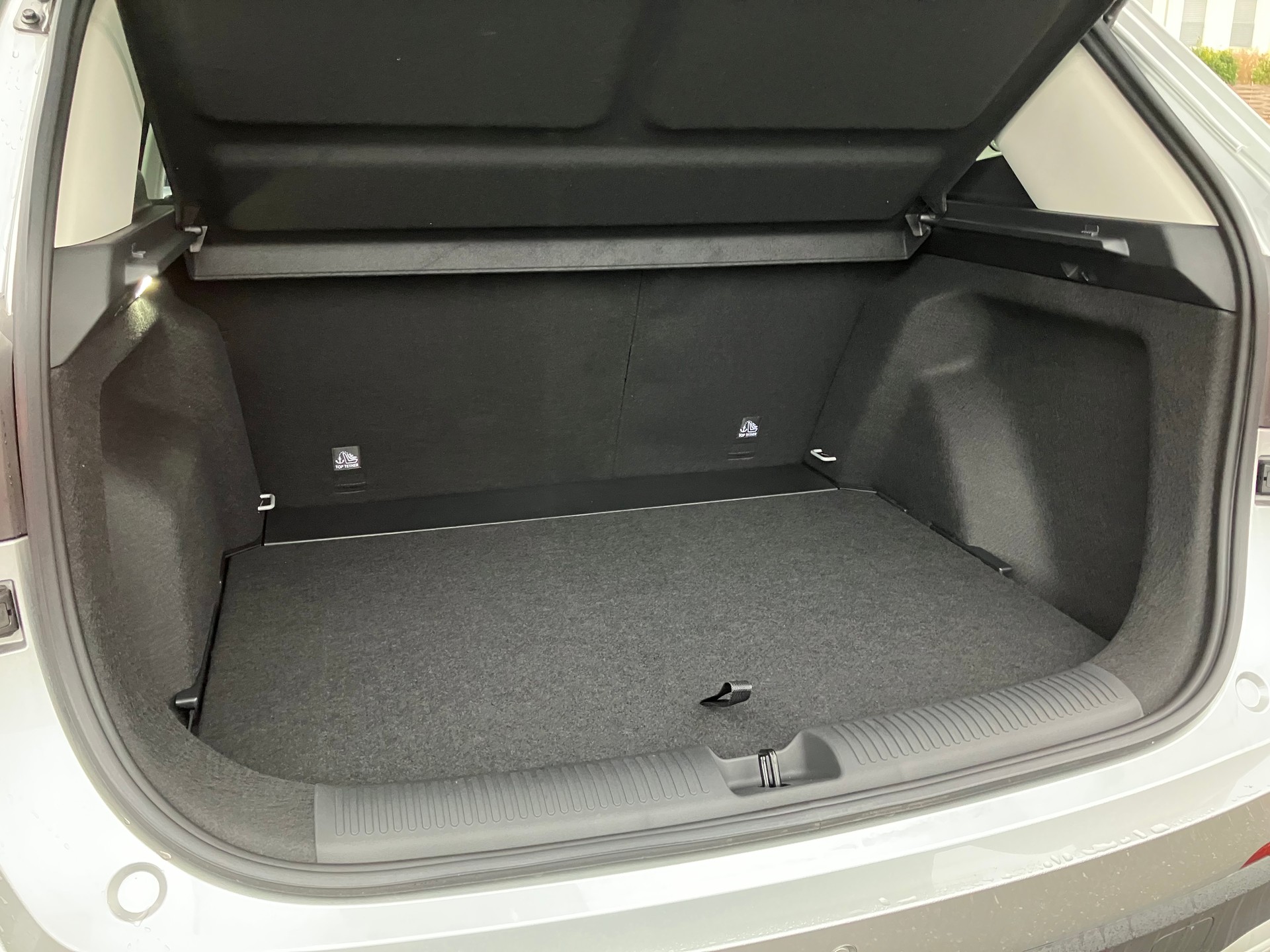 MG ZS 1.5 Hybrid+ Luxury - 7