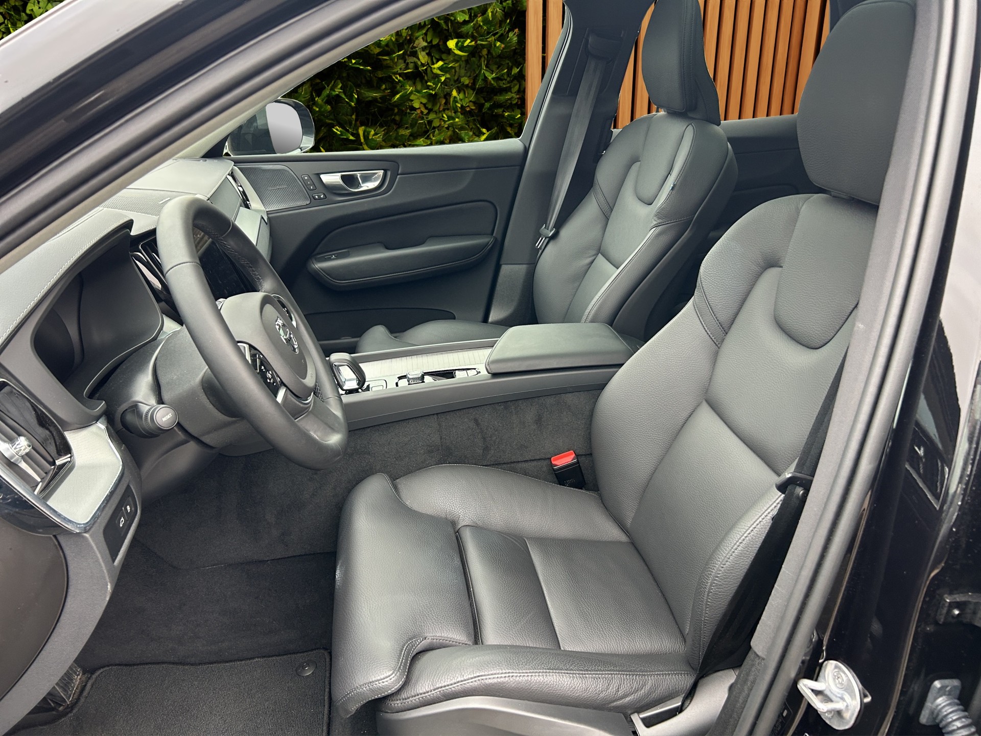 VOLVO XC60 2.0 T6 TE Xcentric eAWD - 9