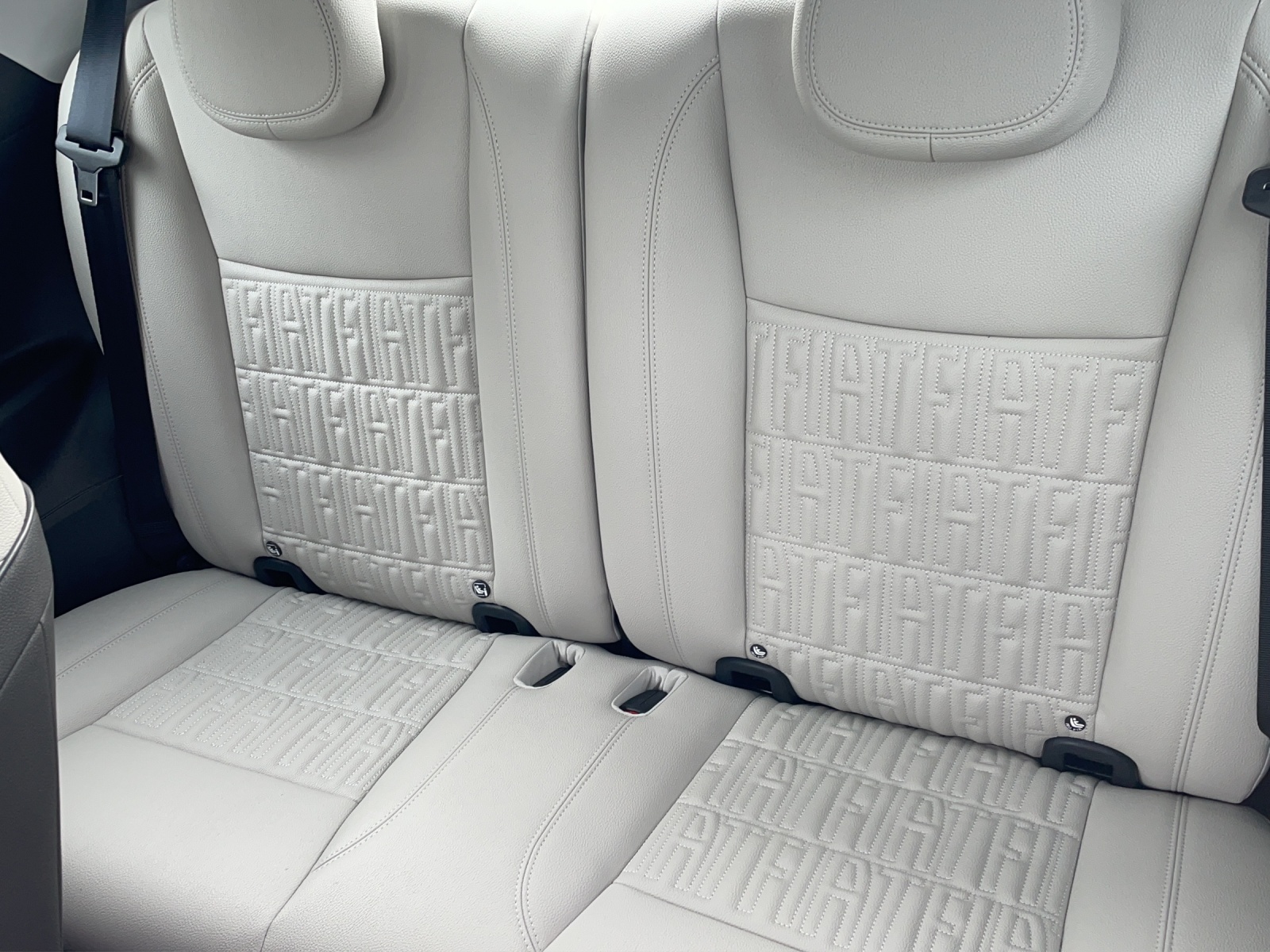 FIAT 500 Cabrio La Prima by Bocelli Top - 14