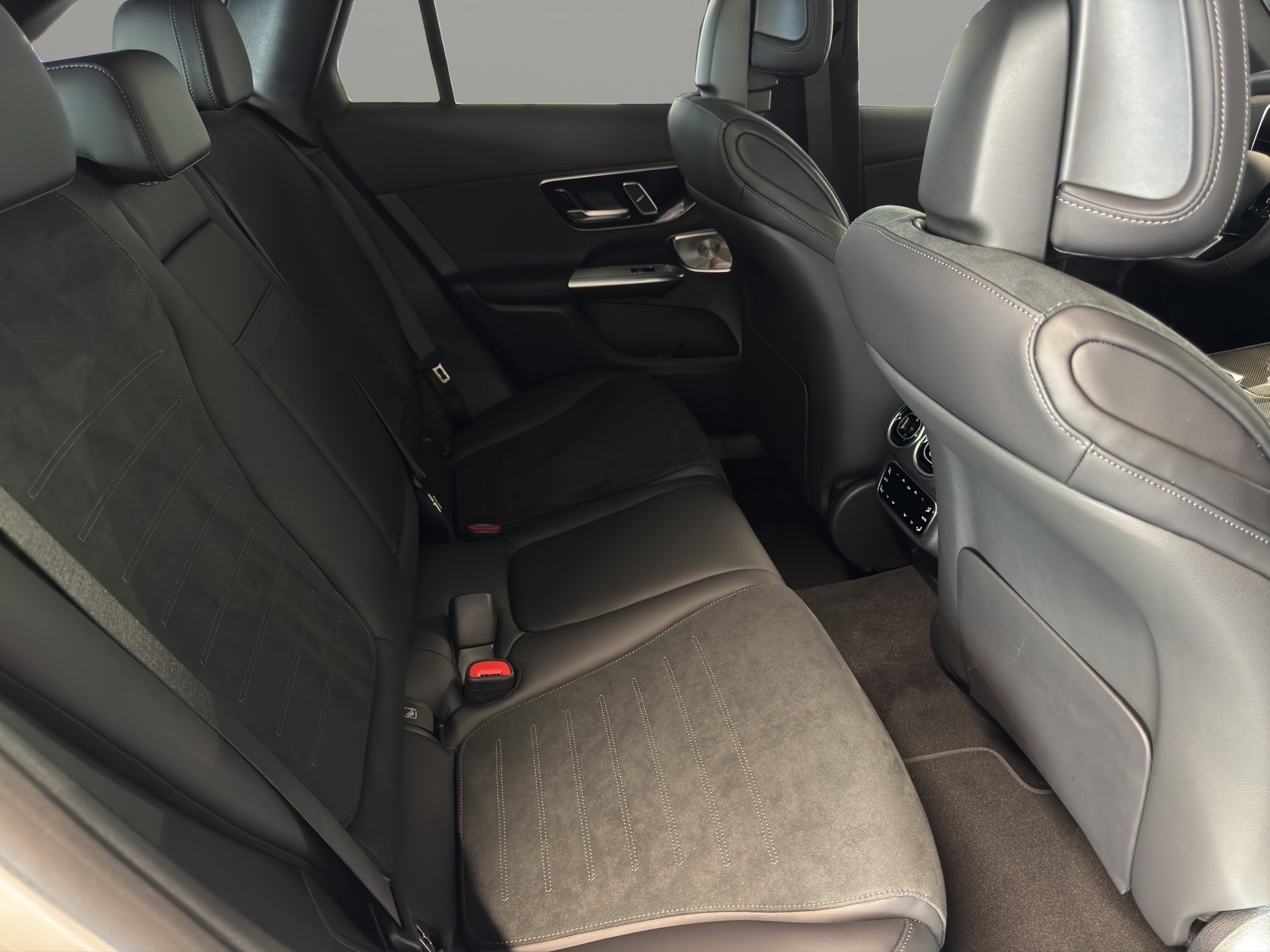 MERCEDES-BENZ GLC 450d 4Matic 9G-Tronic - 11