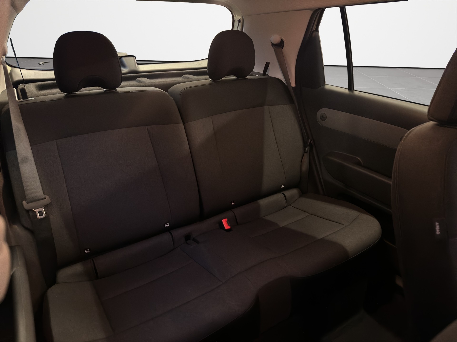 HYUNDAI Inster 42kWh Origo - 17