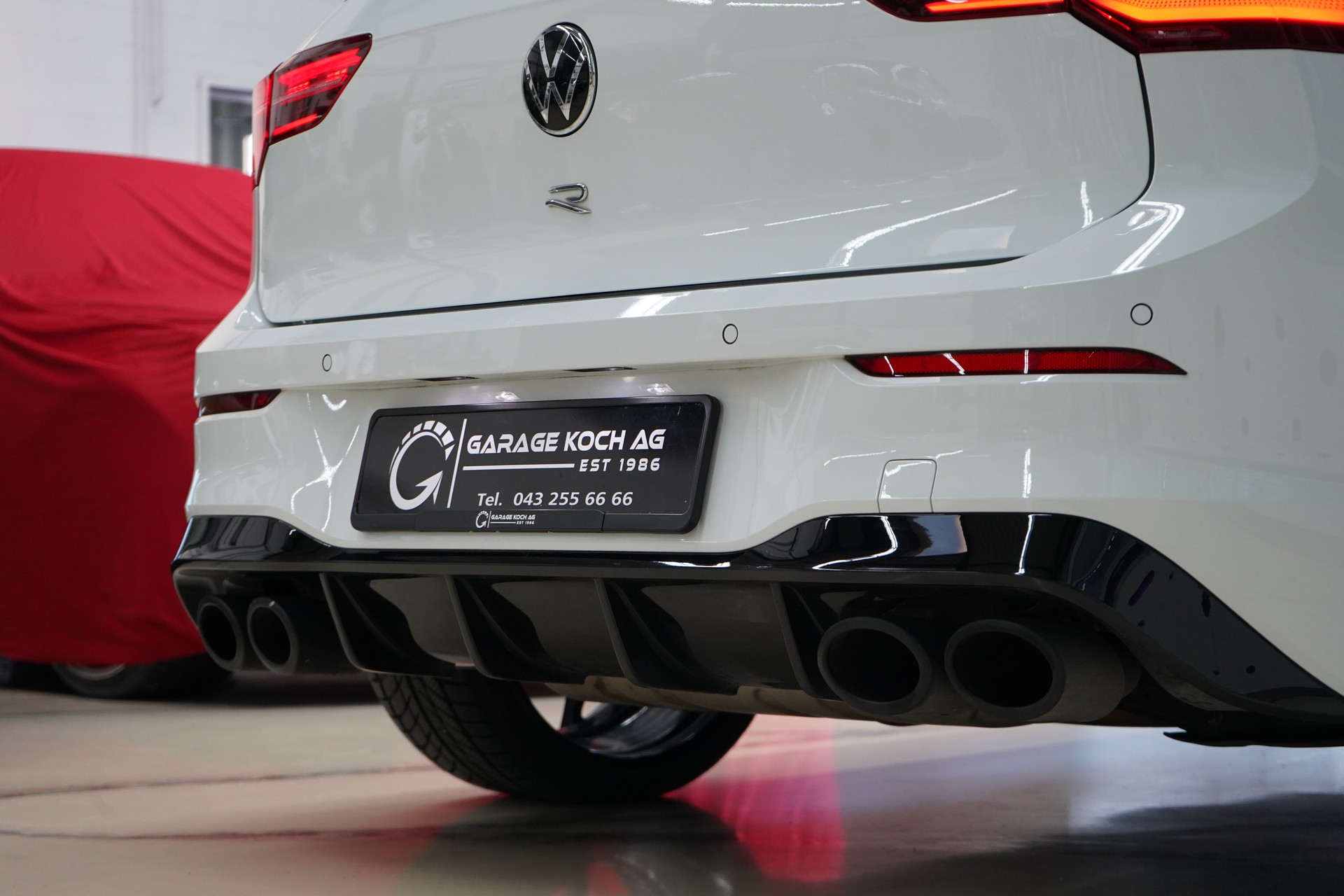 VW Golf 2.0 TSI R DSG 4Motion R Performance - 10