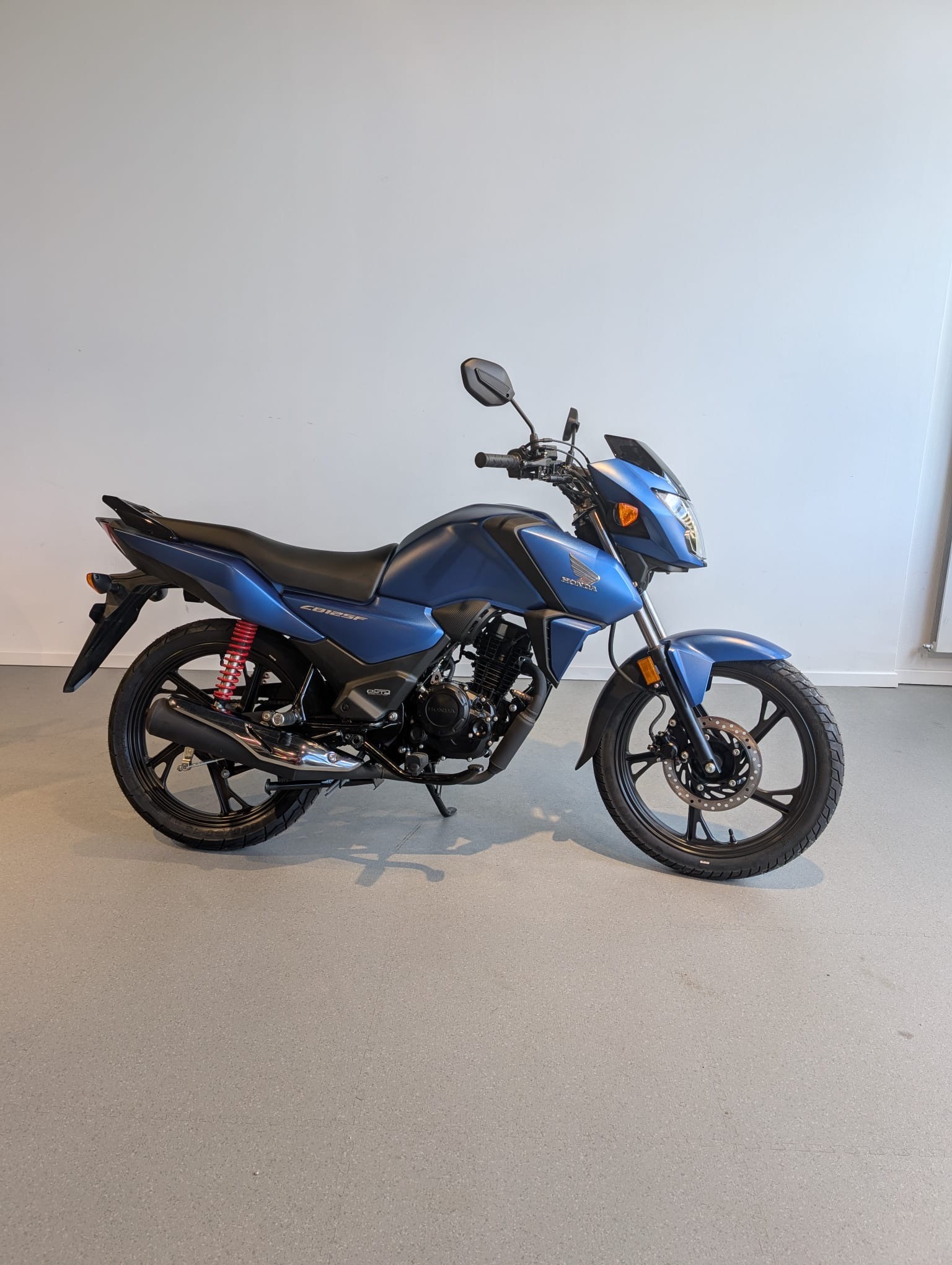 HONDA CBF 125 M - 2