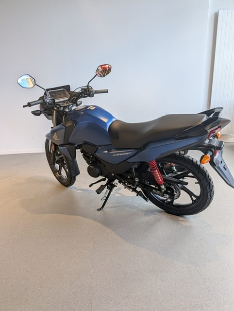 HONDA CBF 125 M - 5