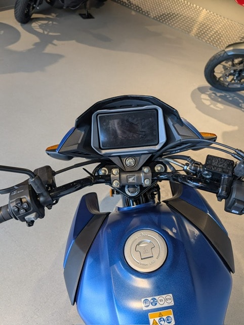 HONDA CBF 125 M - 9