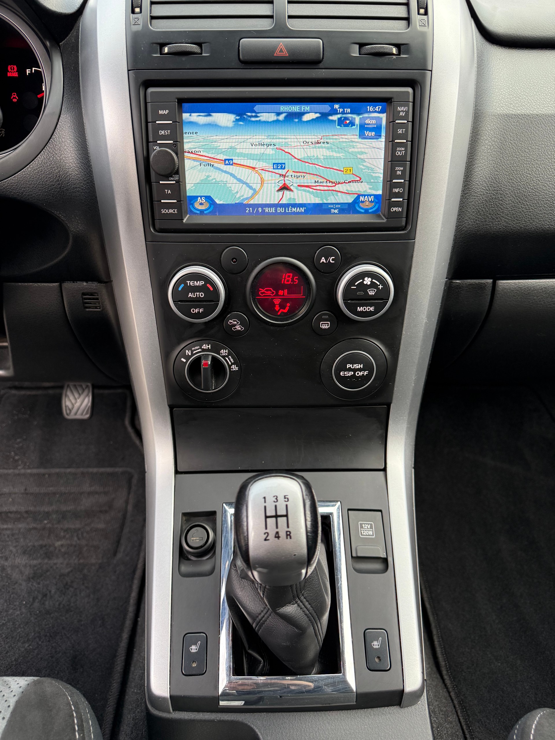 SUZUKI Grand Vitara 2.4 16V GL Top - 12