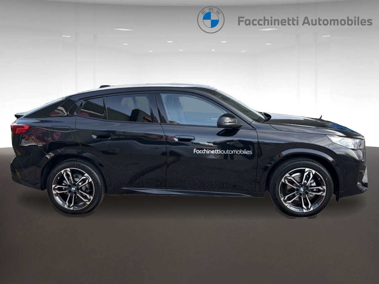 BMW iX2 eDrive 20 M Sport - 5