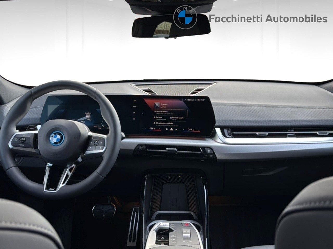 BMW iX2 eDrive 20 M Sport - 14