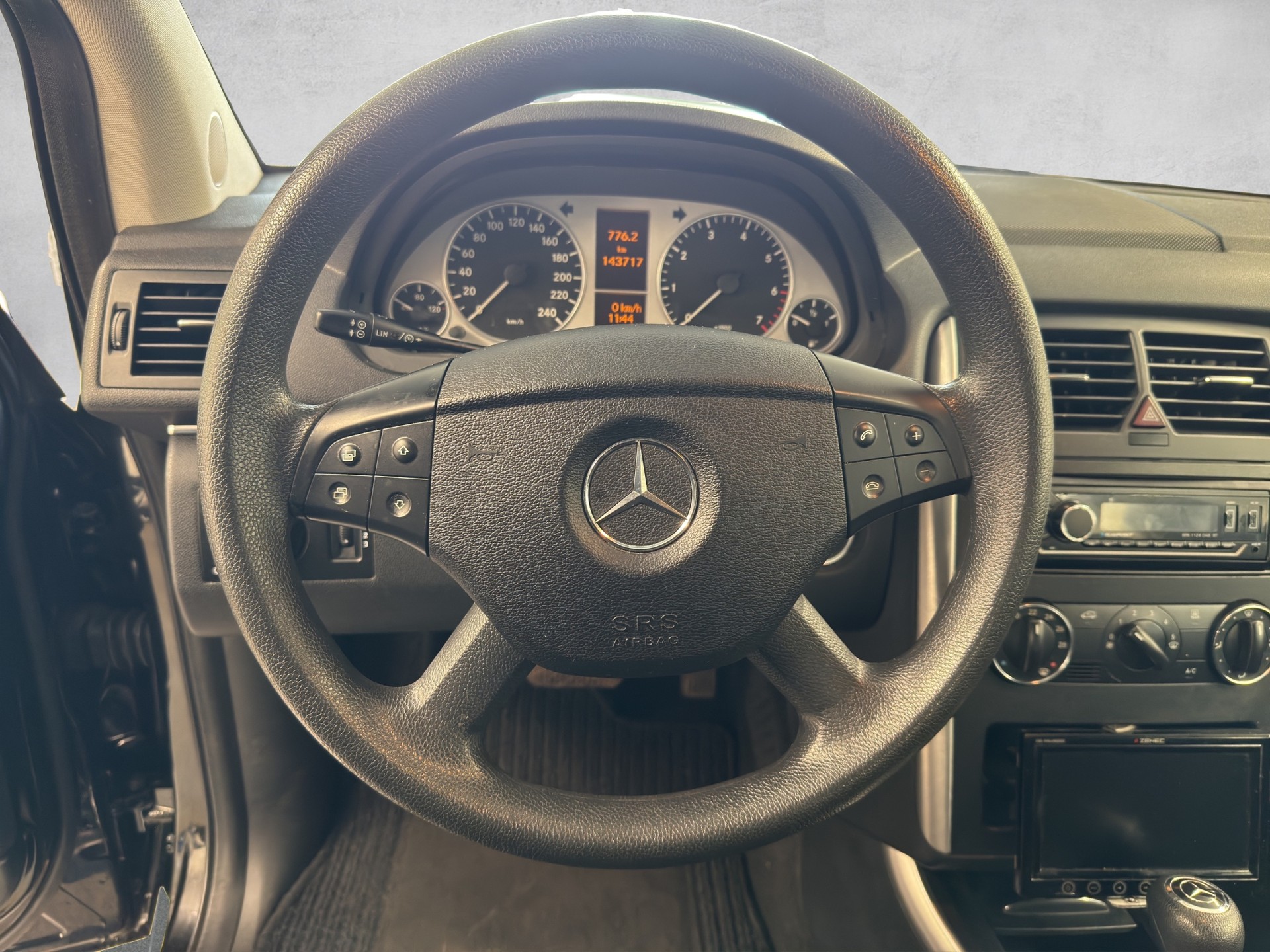 MERCEDES-BENZ B 160 (150) Compact Star Autotronic - 9