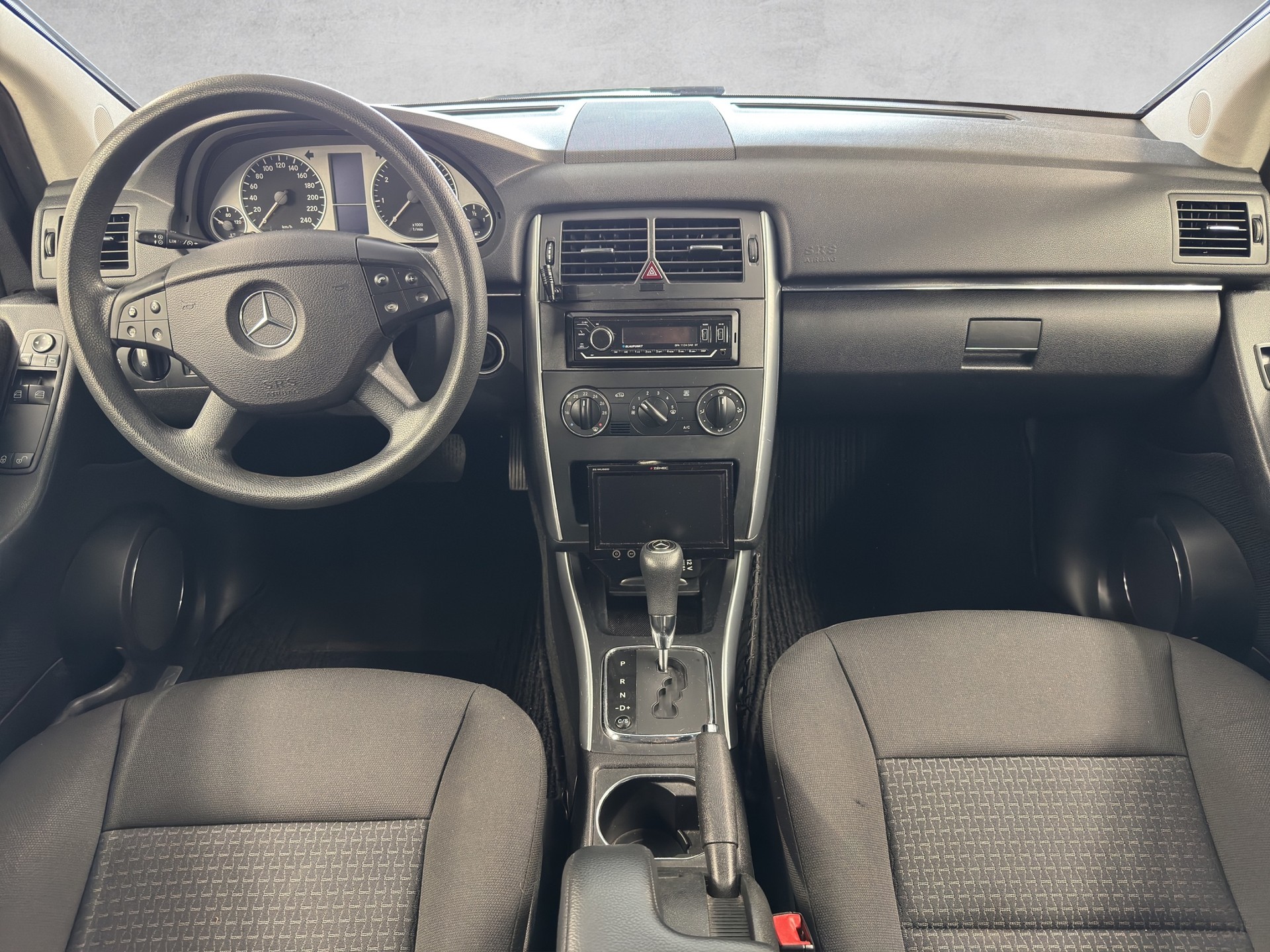 MERCEDES-BENZ B 160 (150) Compact Star Autotronic - 11