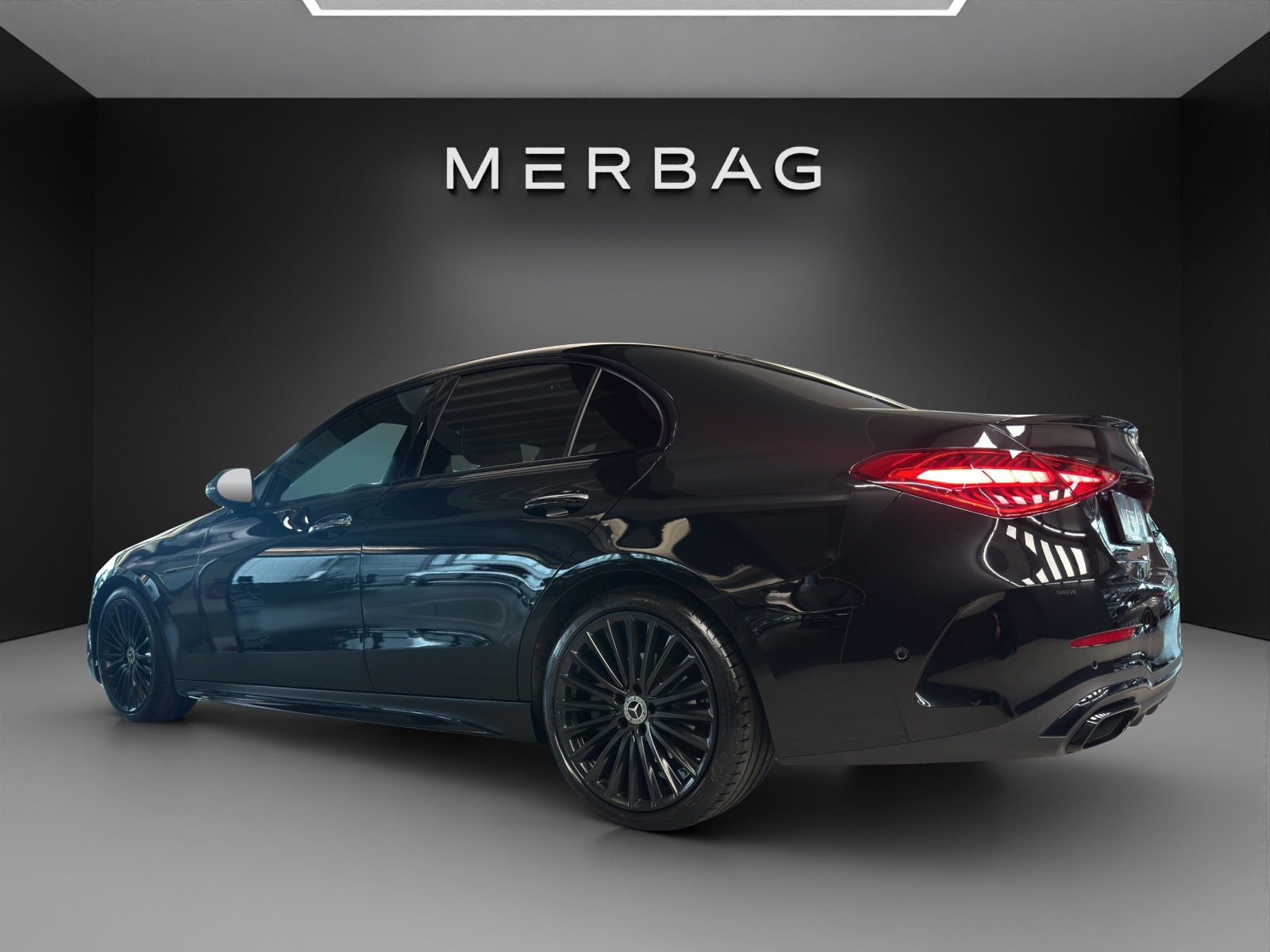 MERCEDES-BENZ C 300 AMG Line - 4