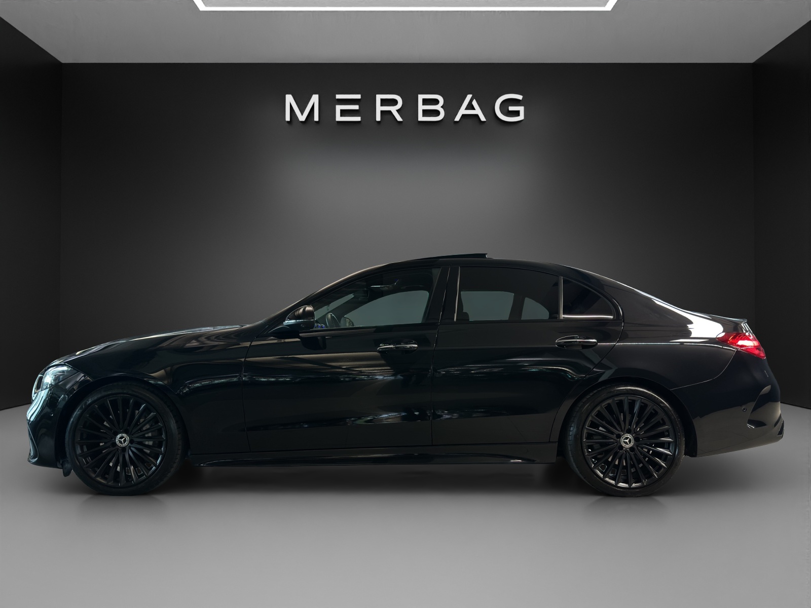 MERCEDES-BENZ C 300 AMG Line - 3