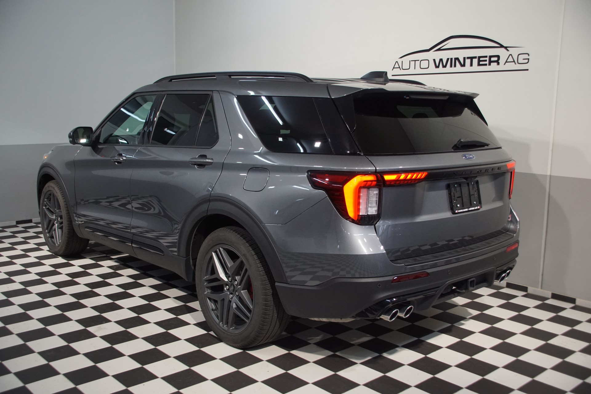 FORD Explorer 3.0 ST 407 PS Benzin 6Pl. - 7