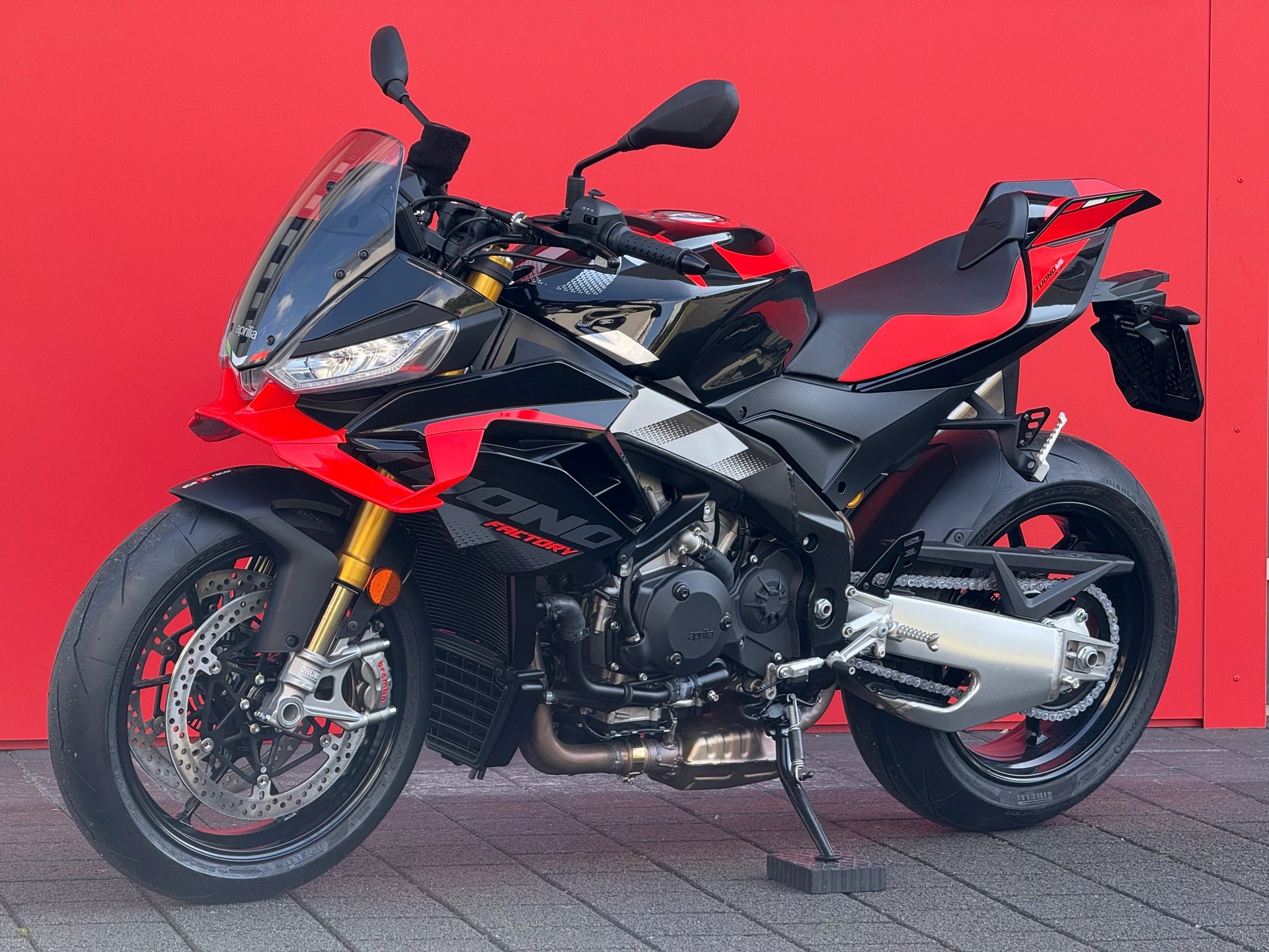 APRILIA Tuono V4 1100 Factory - 4