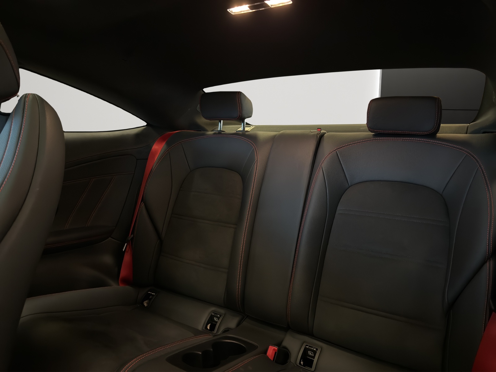 MERCEDES-BENZ C 200 Coupé 4Matic AMG Line + Premium + 9G-Tronic - 11