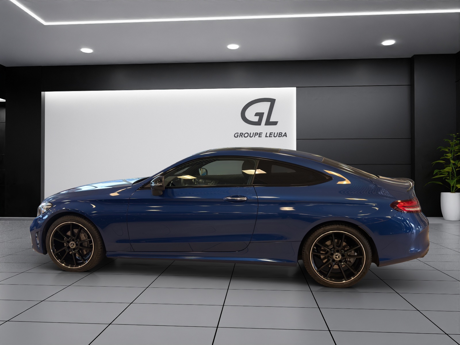 MERCEDES-BENZ C 200 Coupé 4Matic AMG Line + Premium + 9G-Tronic - 3