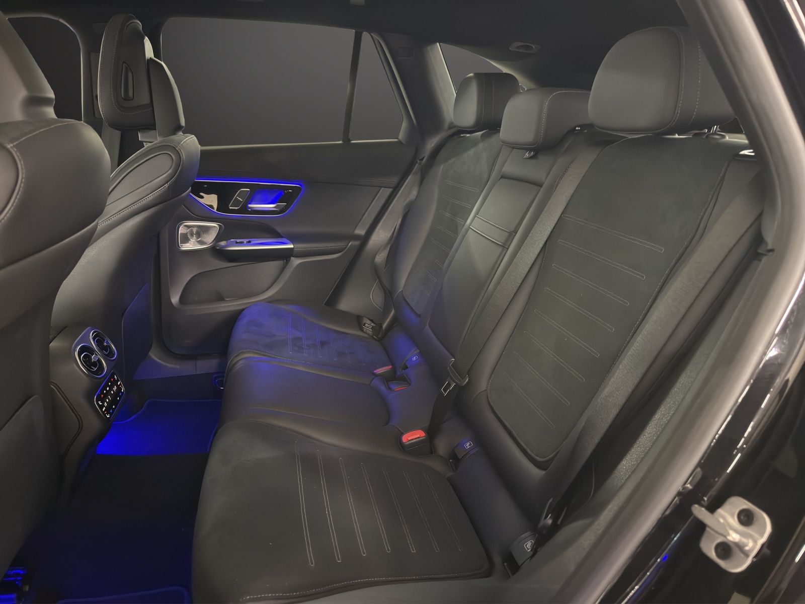 MERCEDES-BENZ GLC 200 4Matic 9G-Tronic - 16