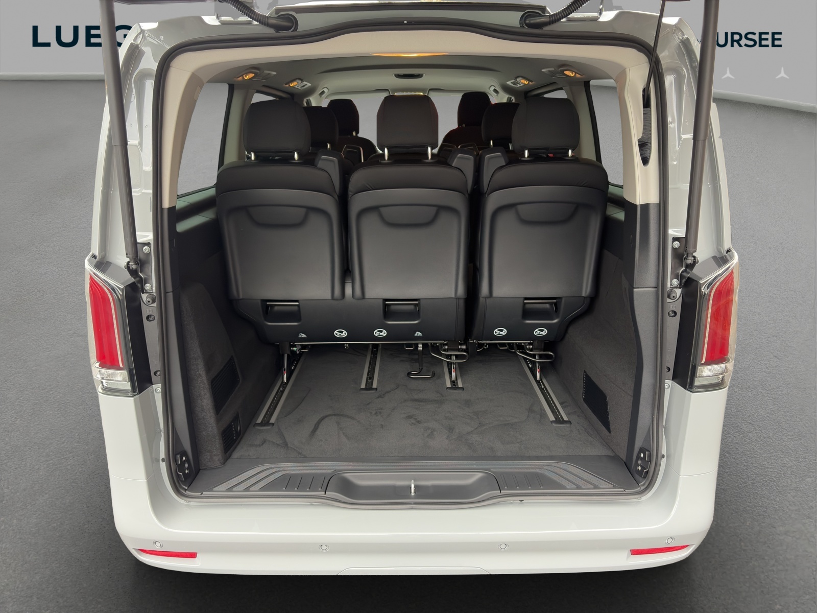 MERCEDES-BENZ Vito 116 CDI Lang Tourer 9G-Tronic 4M Select - 11