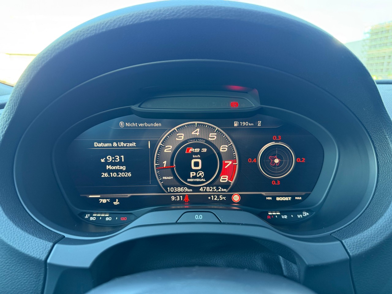 Audi RS3 Sportback 2.5 TSI quattro S-tronic, Bild 24