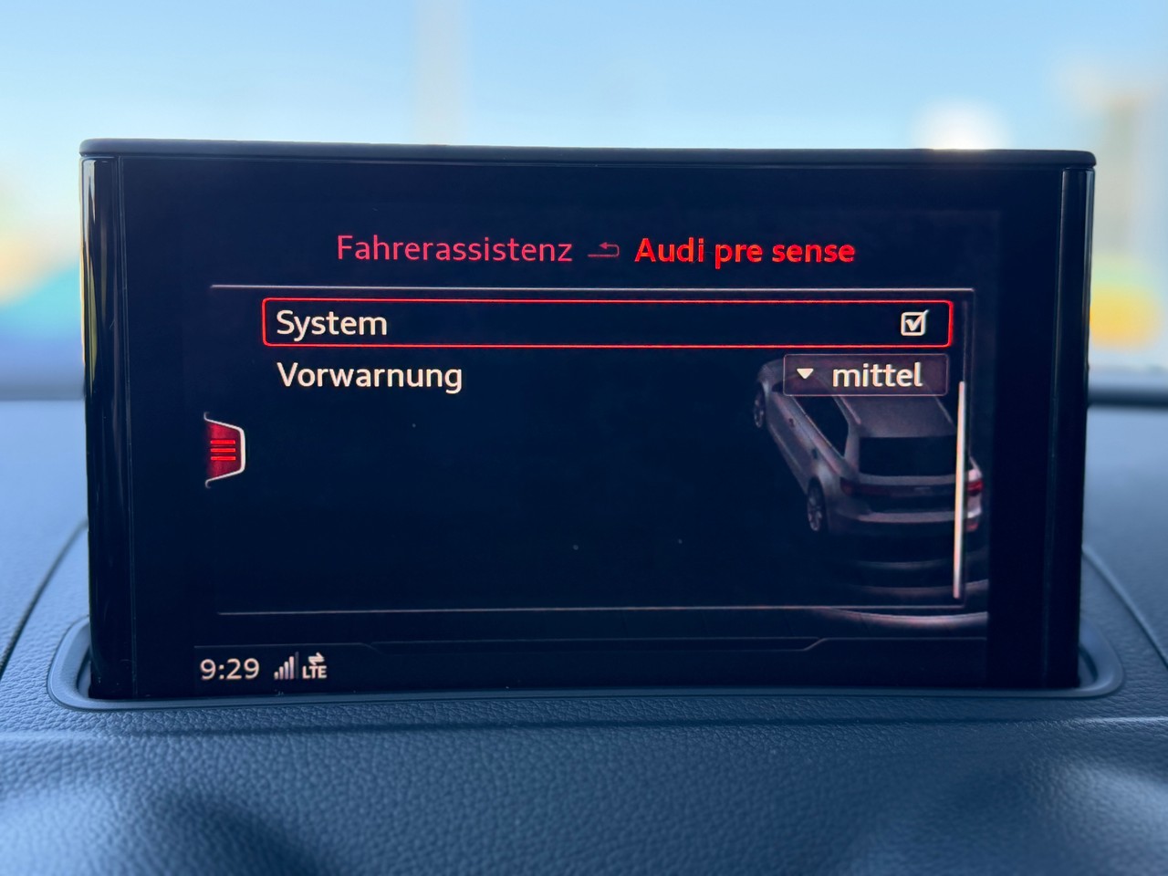 Audi RS3 Sportback 2.5 TSI quattro S-tronic, Bild 21