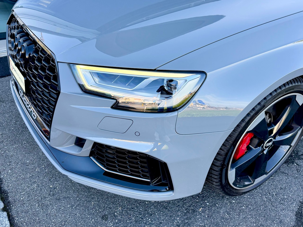 Audi RS3 Sportback 2.5 TSI quattro S-tronic, Bild 7