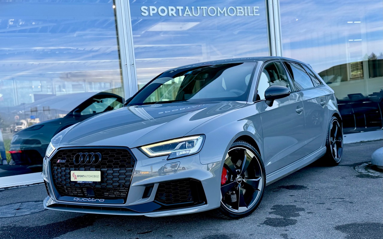 Audi RS3 Sportback 2.5 TSI quattro S-tronic, Bild 2