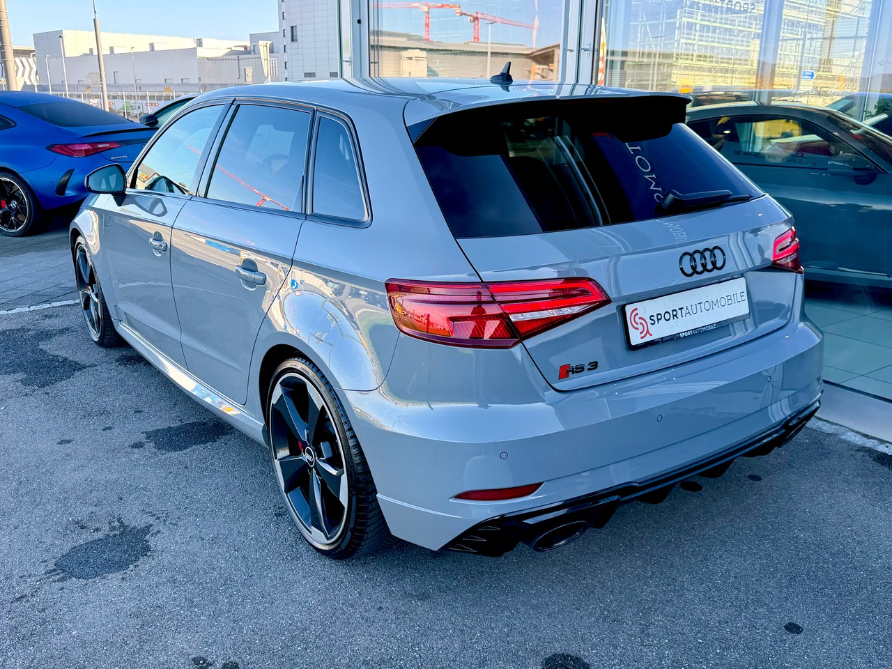 Audi RS3 Sportback 2.5 TSI quattro S-tronic, Bild 9