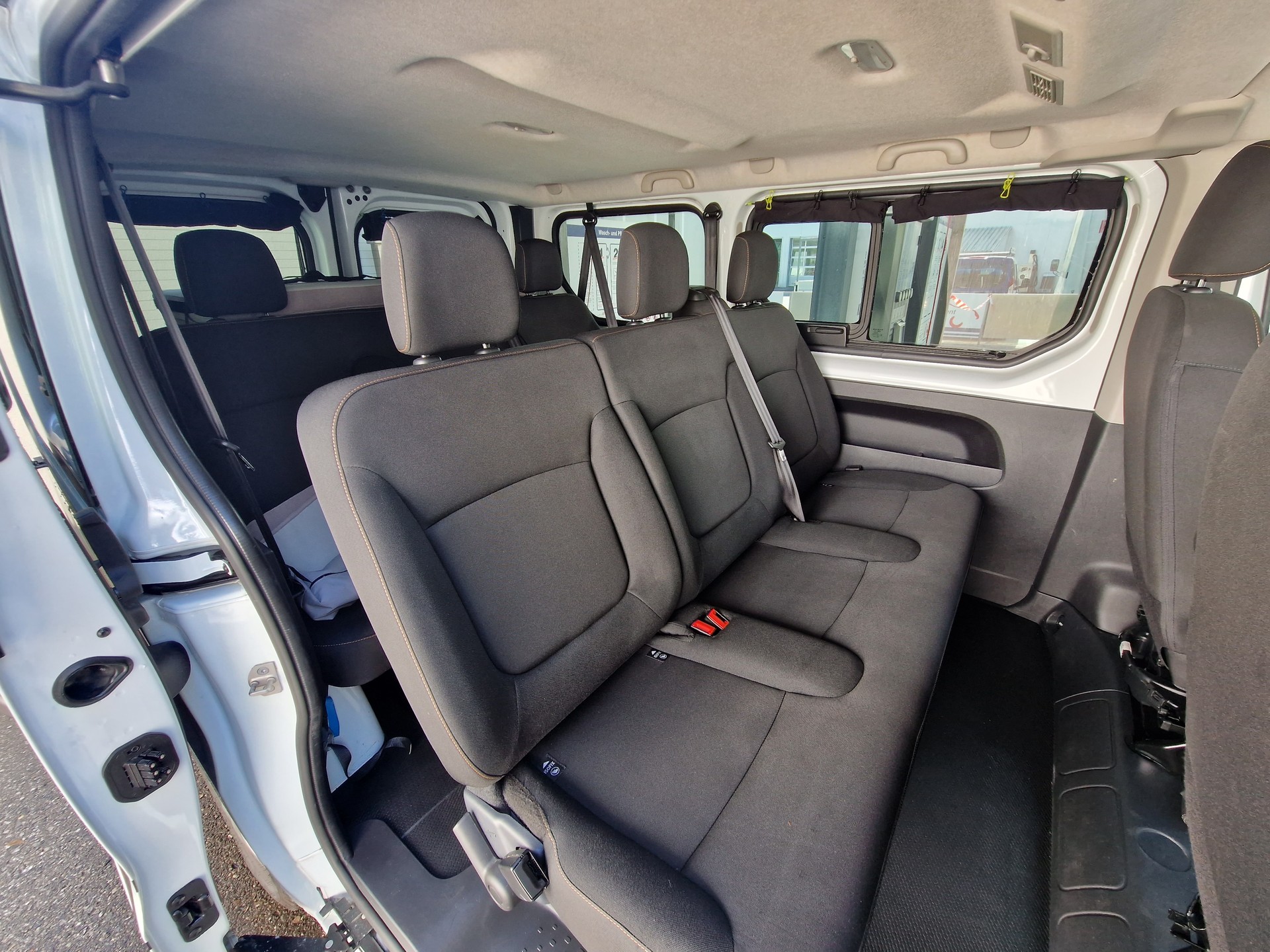 RENAULT TRAFIC 8 / 5er Campervan - 14