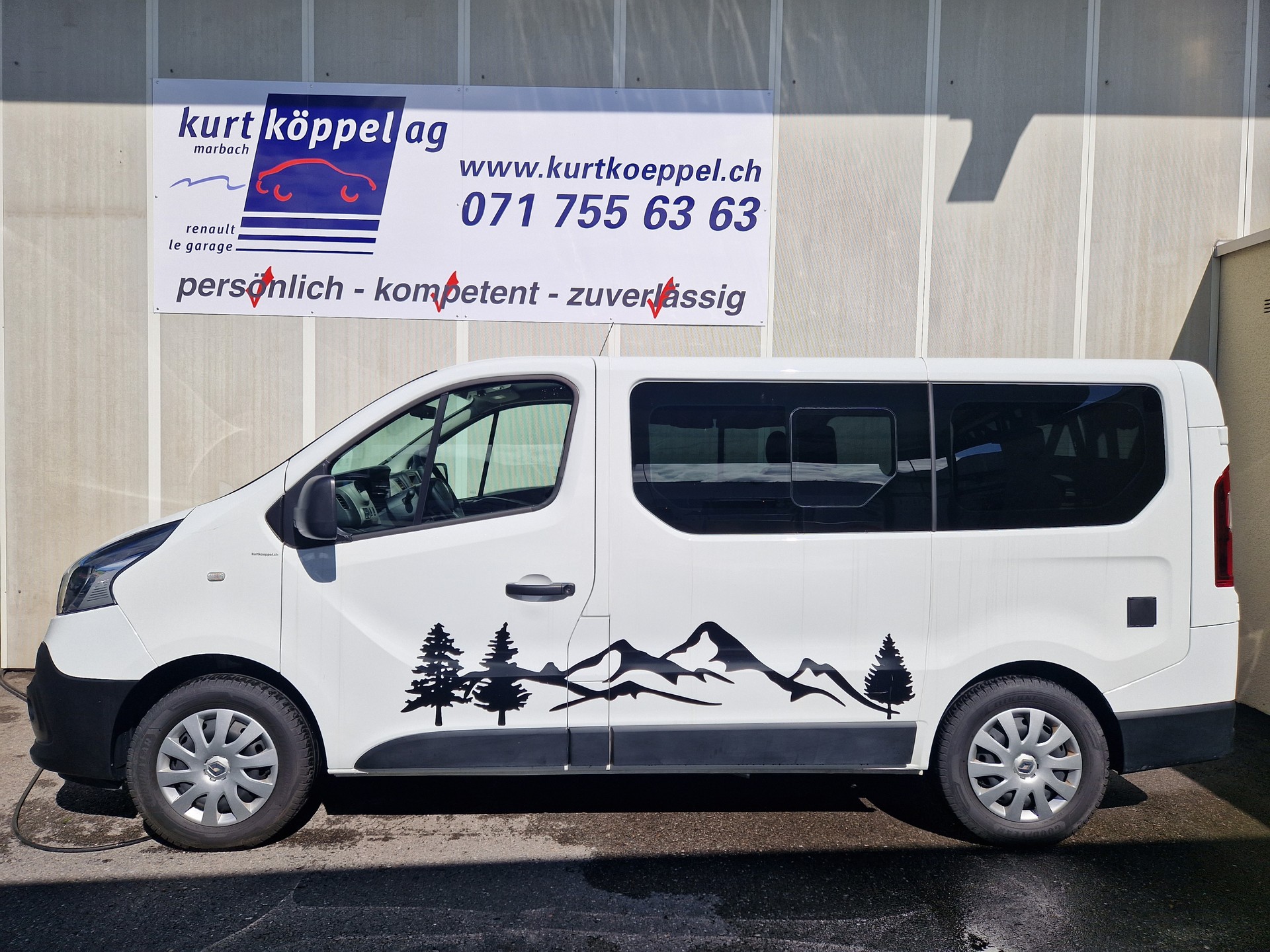RENAULT TRAFIC 8 / 5er Campervan