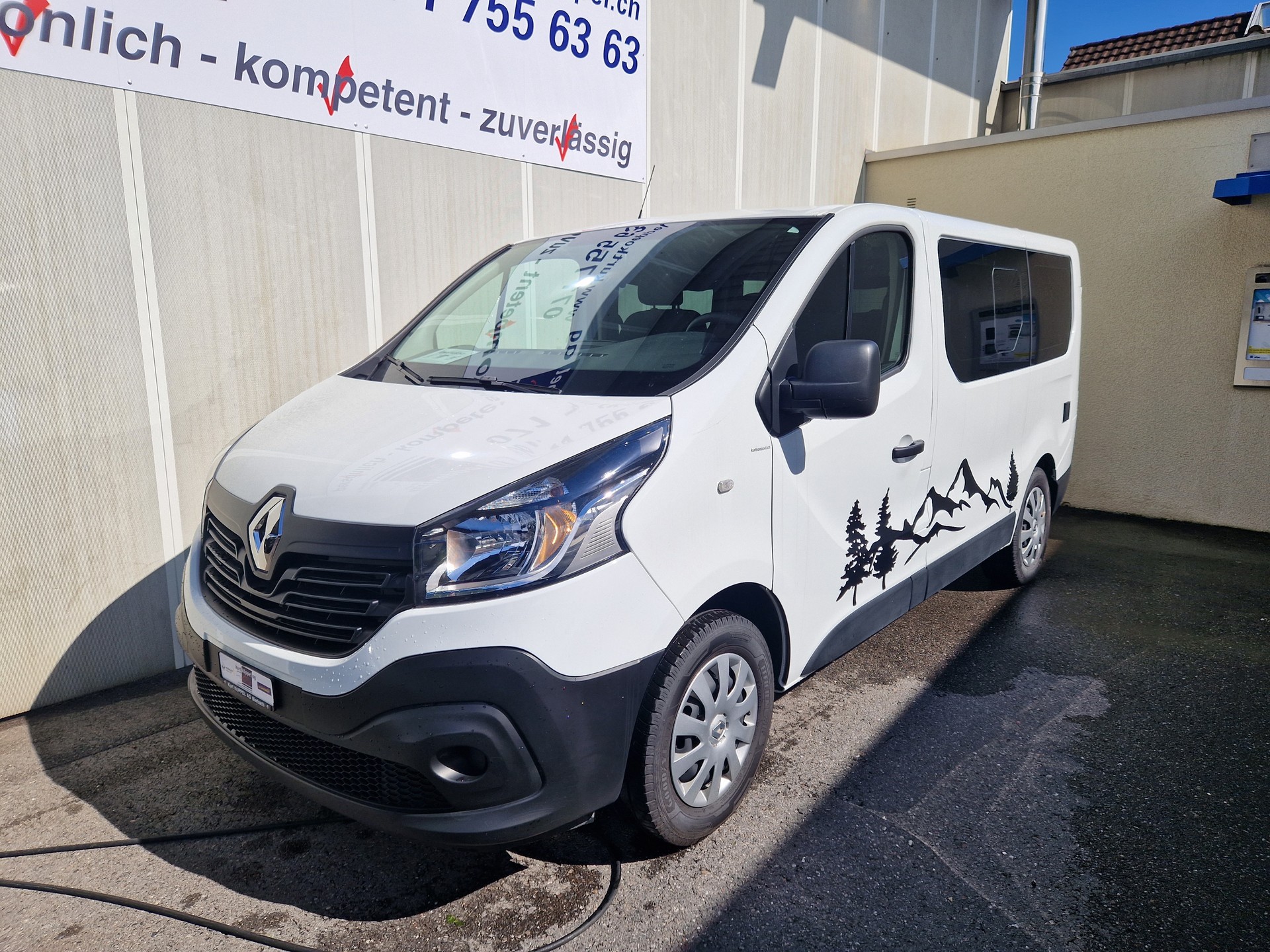 RENAULT TRAFIC 8 / 5er Campervan - 2