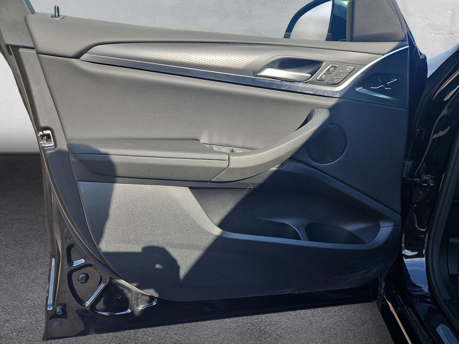 BMW X4 20d xDrive Pure M Sport (CH) - 17