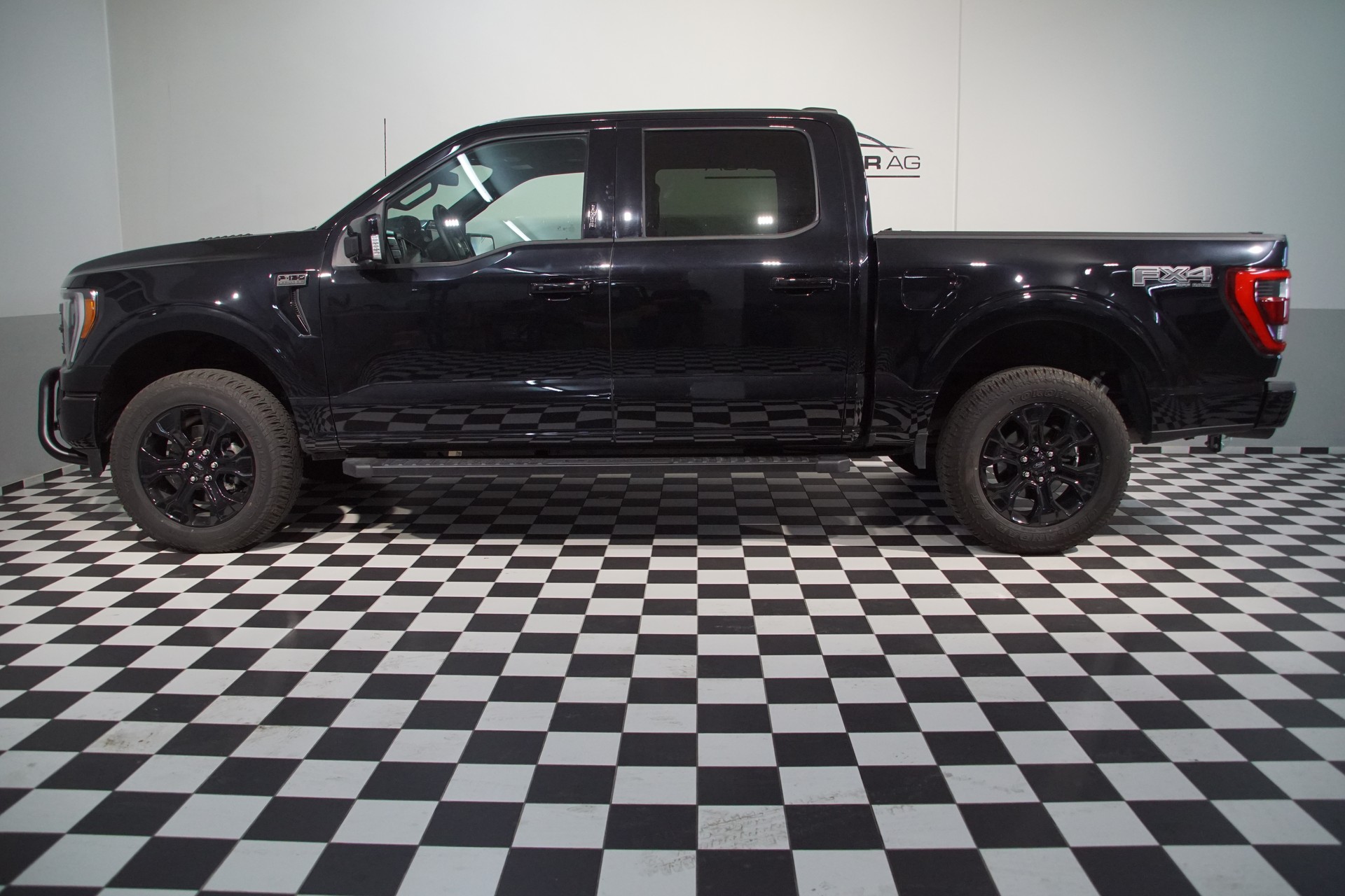 FORD F-150 Lariat FX4 V8 - 12