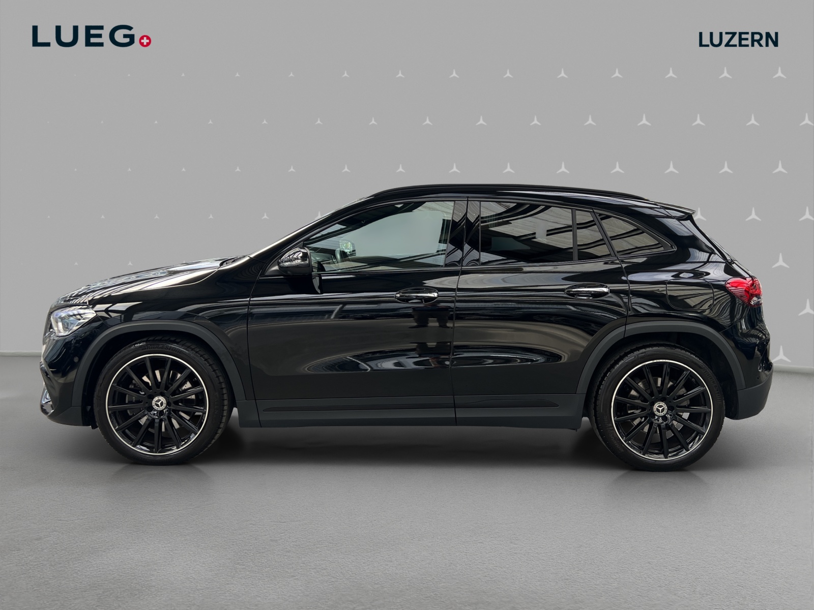 MERCEDES-BENZ GLA 250 4Matic AMG Line 8G-DCT - 2