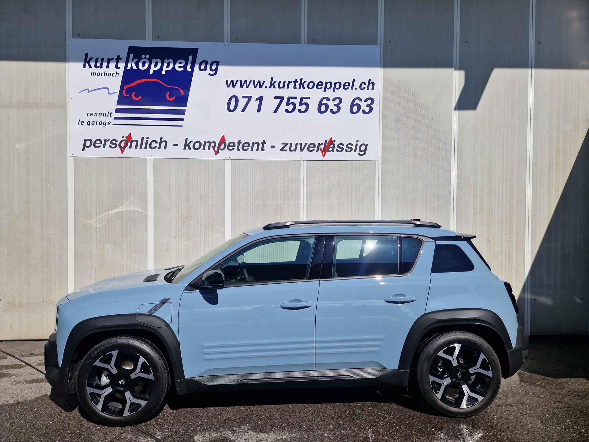RENAULT 4 E-TECH Comfort Range techno