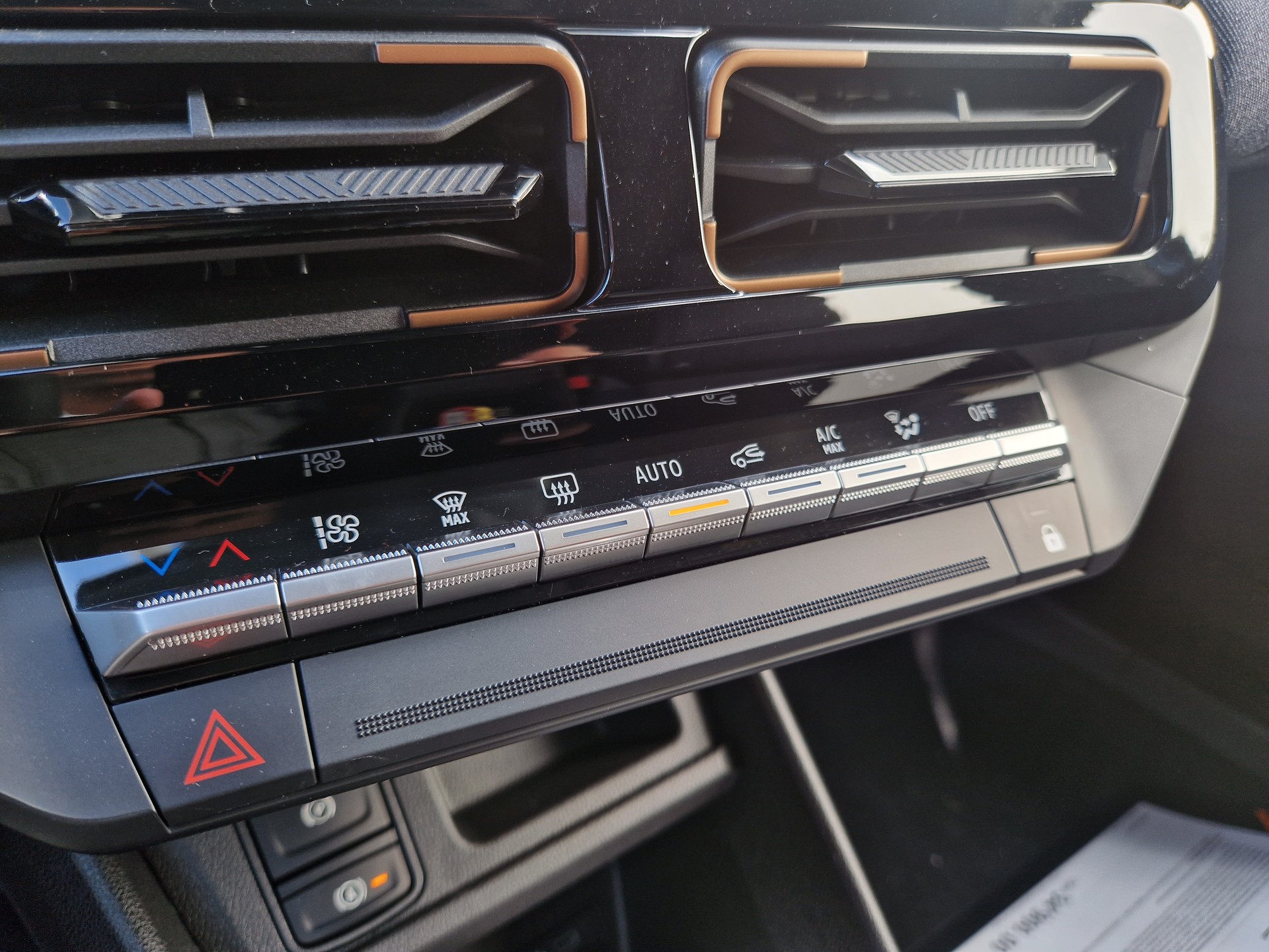 RENAULT 4 E-TECH Comfort Range techno - 11