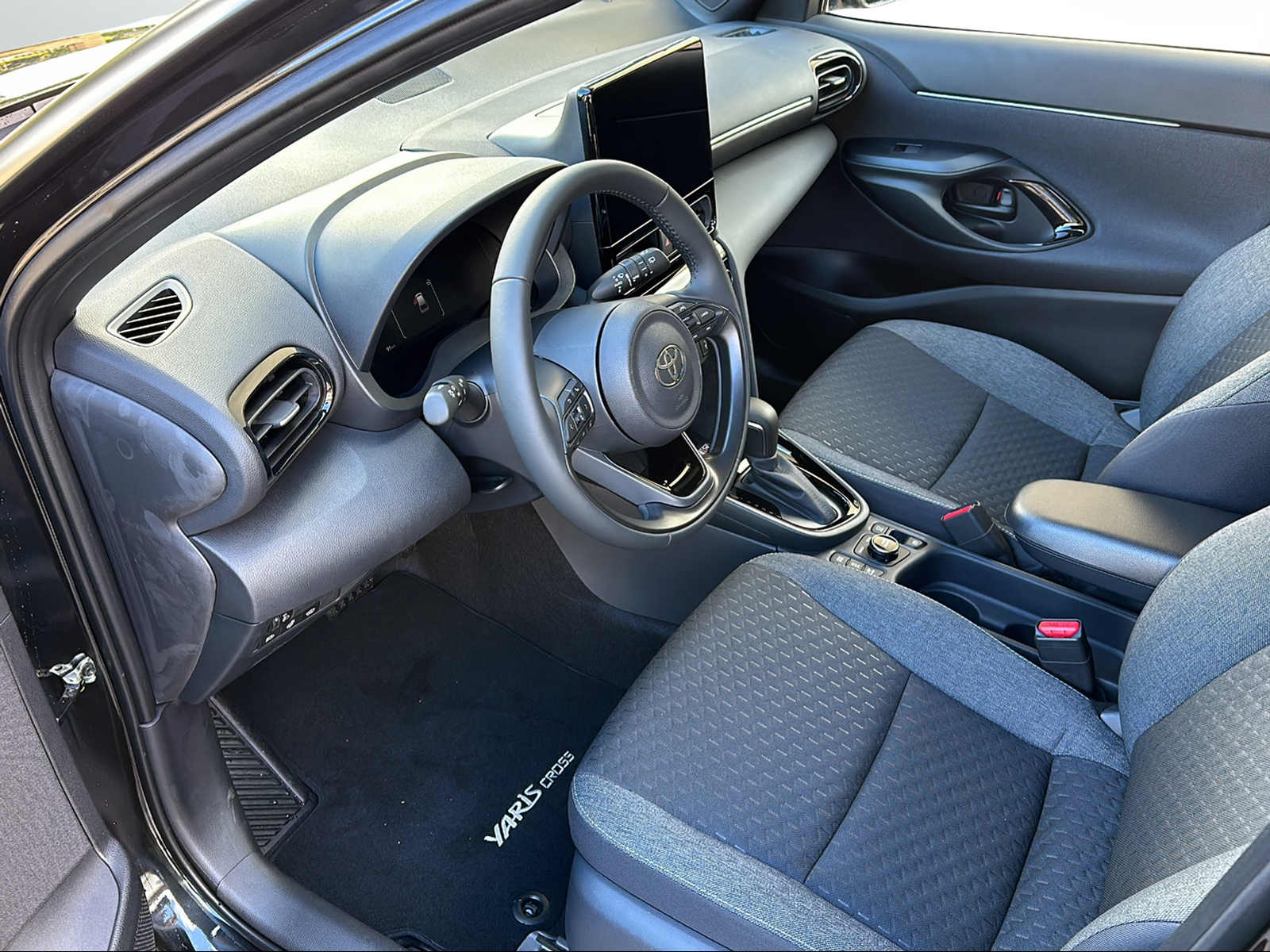 TOYOTA Yaris Cross 1.5 Trend AWDi e-CVT - 6
