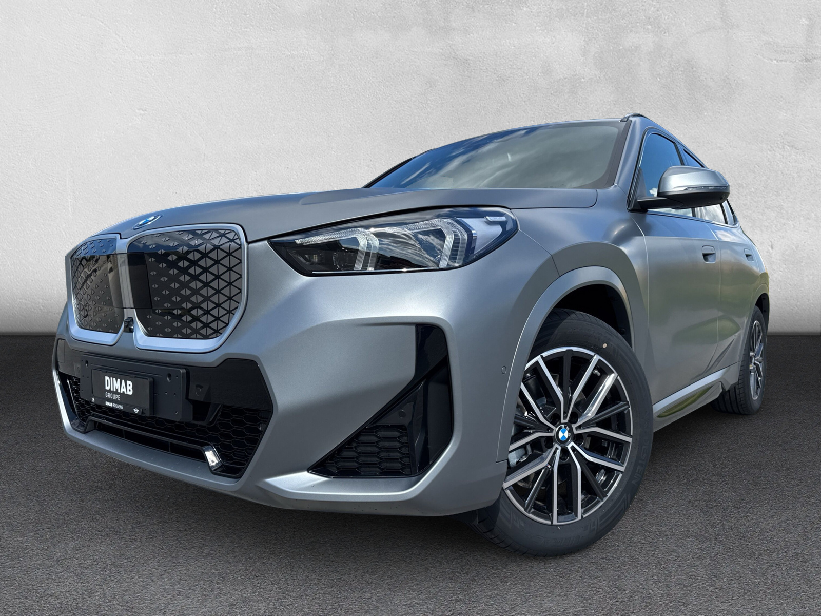 BMW iX1 xDrive 30 M Sport - 9