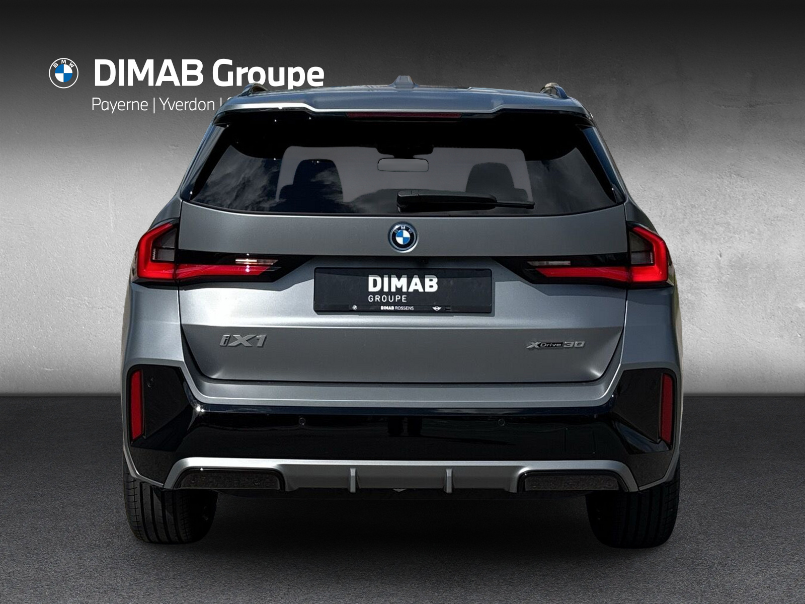 BMW iX1 xDrive 30 M Sport - 4