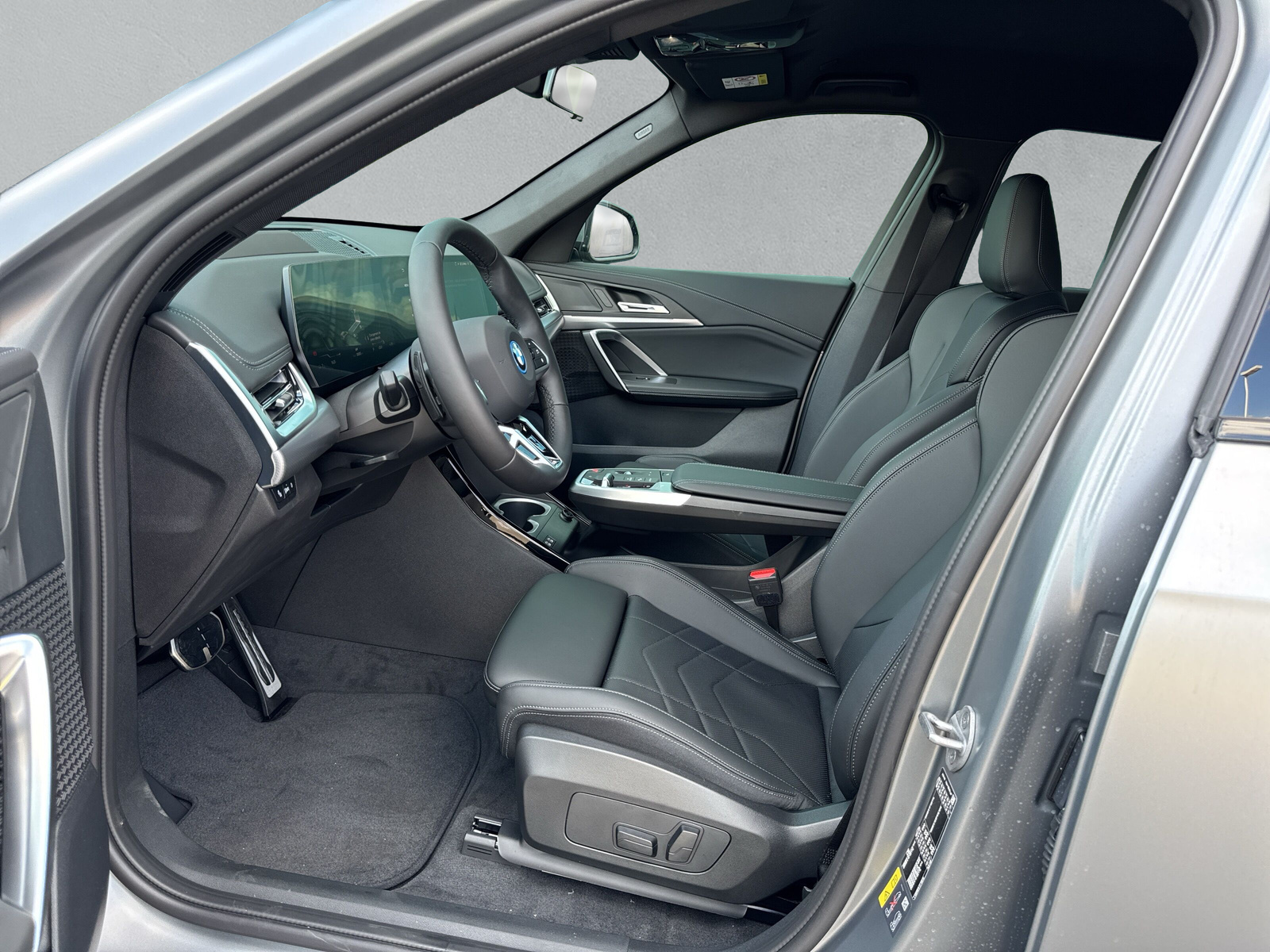 BMW iX1 xDrive 30 M Sport - 11