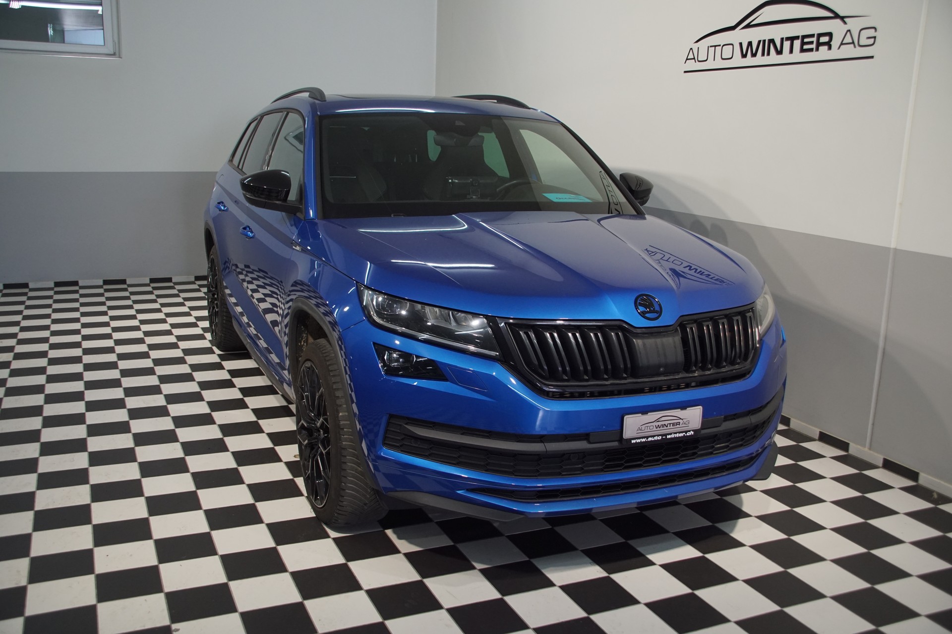 SKODA Kodiaq 2.0 TSI 4x4 Sport Line - 4