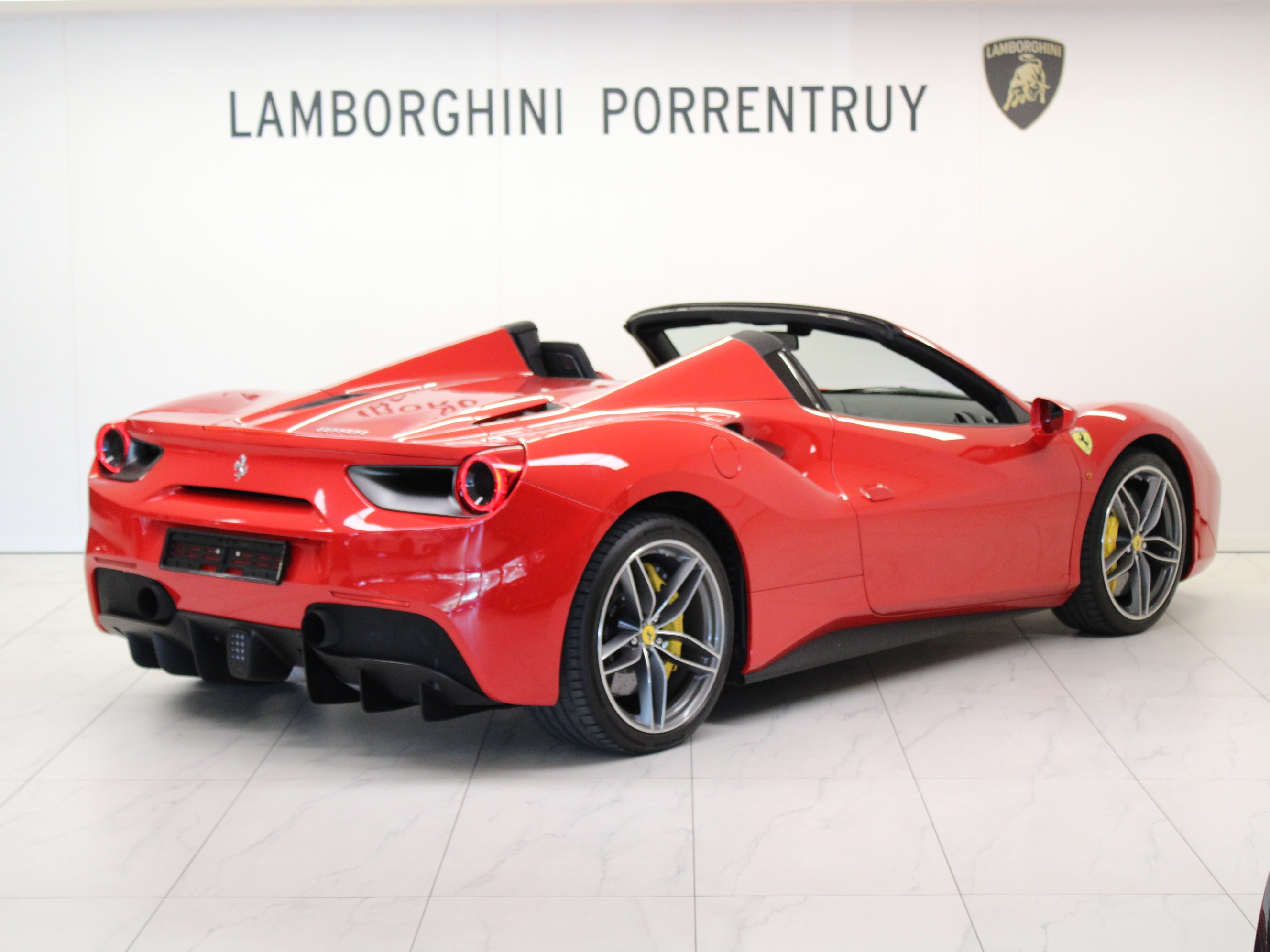 488 Spider 3.9 V8 thumbnail n°2