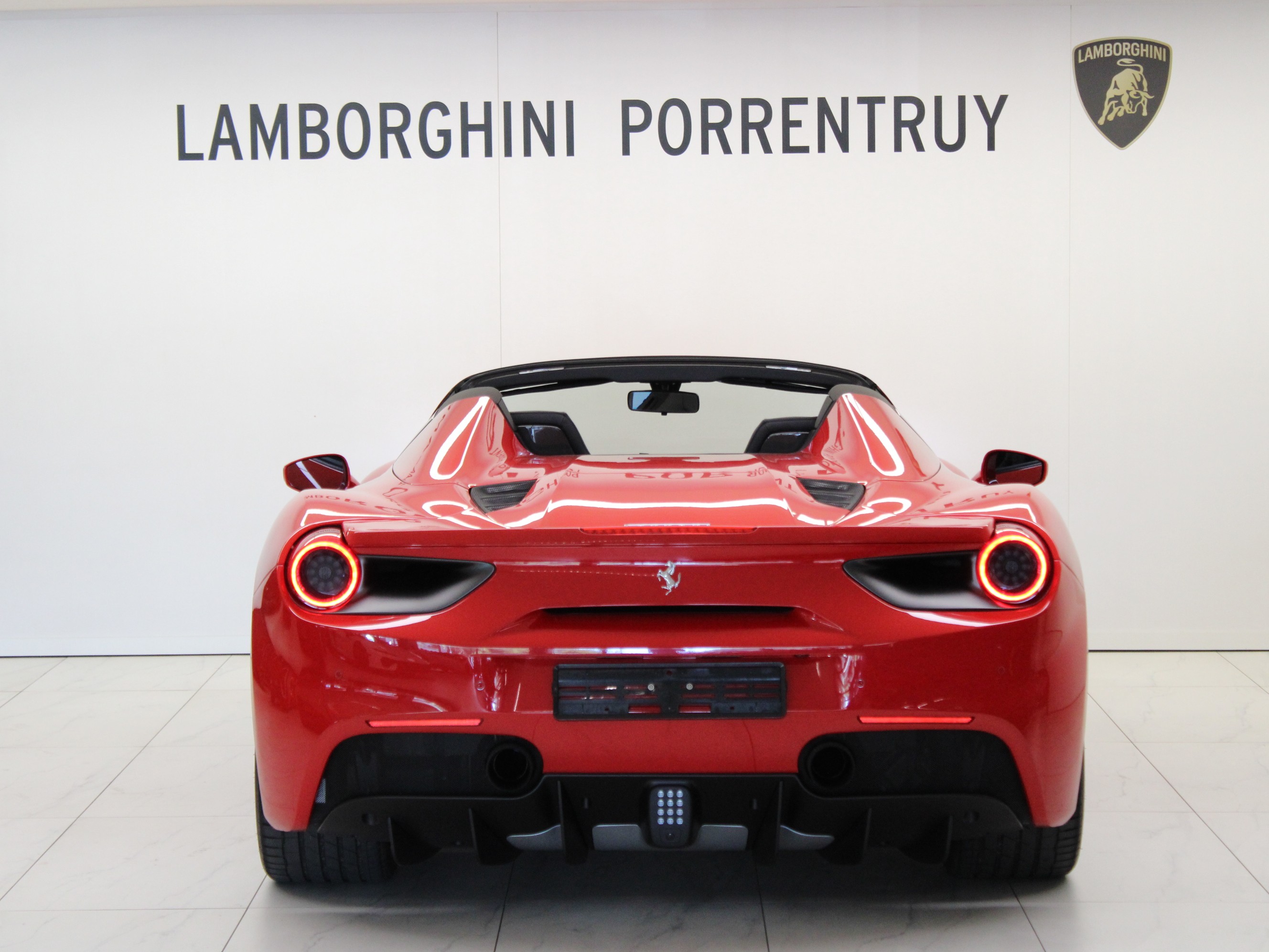 488 Spider 3.9 V8 thumbnail n°3