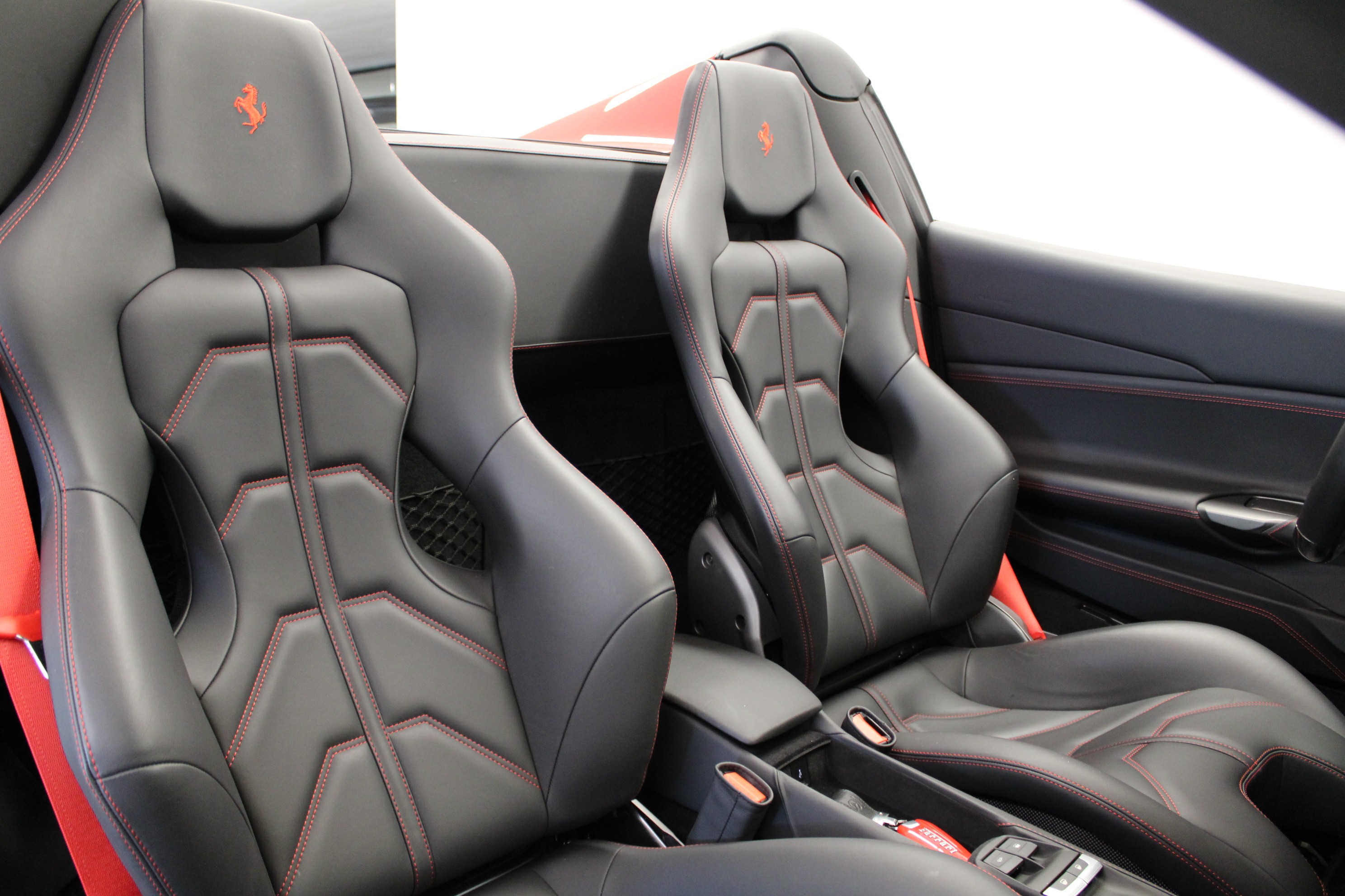 488 Spider 3.9 V8 thumbnail n°6