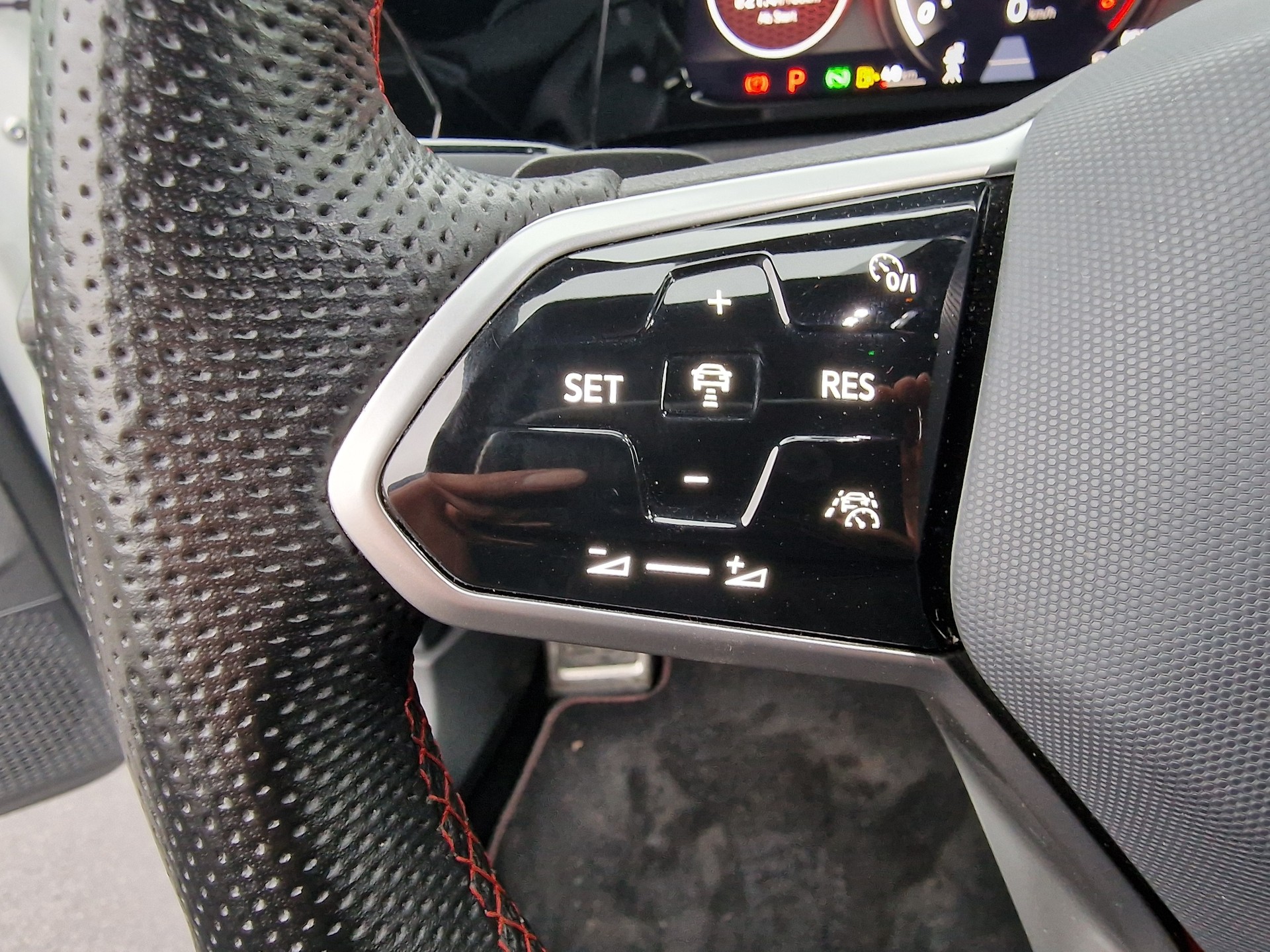 VW Golf 2.0 TSI GTI Clubsport DSG 36Mt Gara - 14