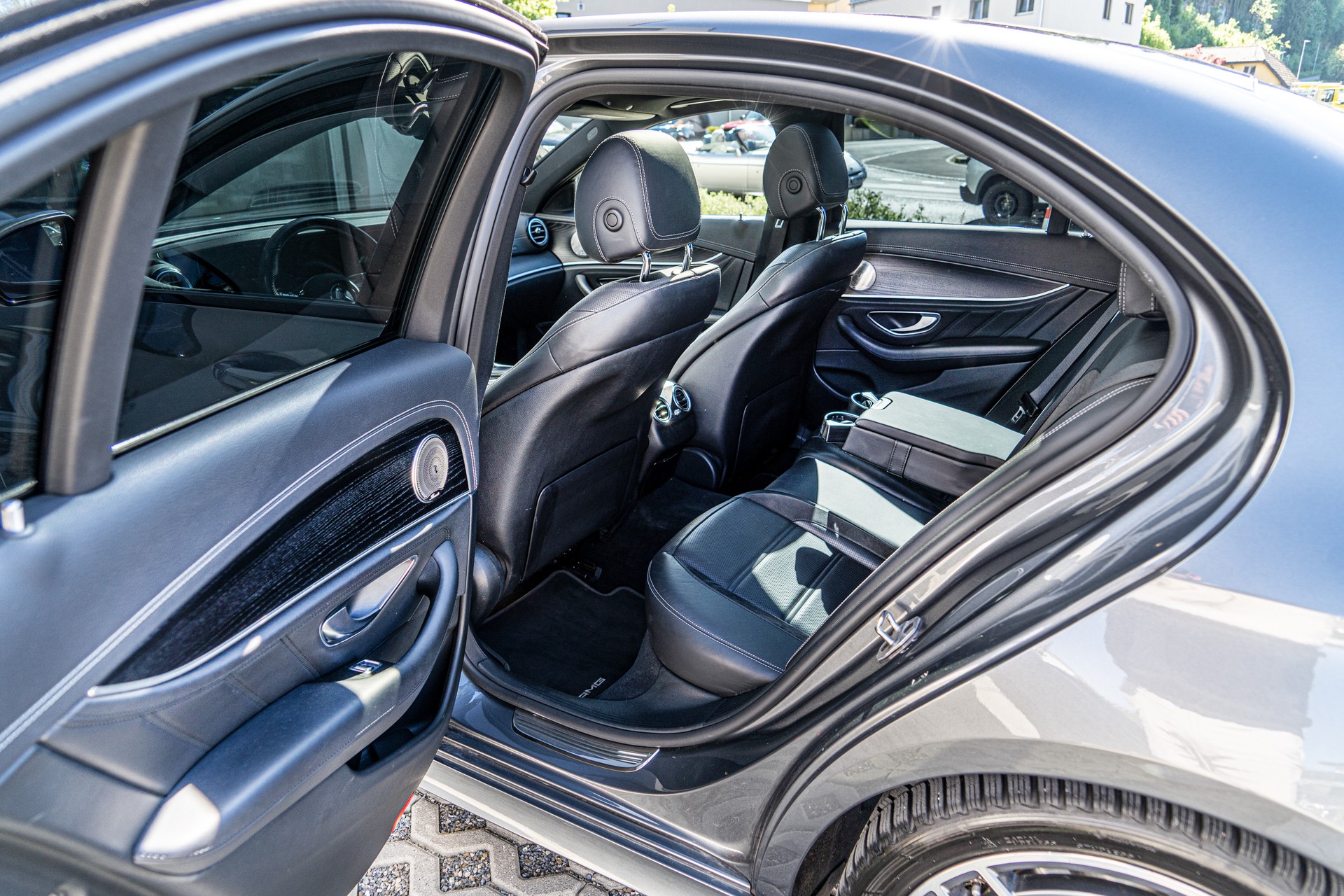 MERCEDES-BENZ AMG E 53 4Matic+ Speedshift 9G-TCT - 29