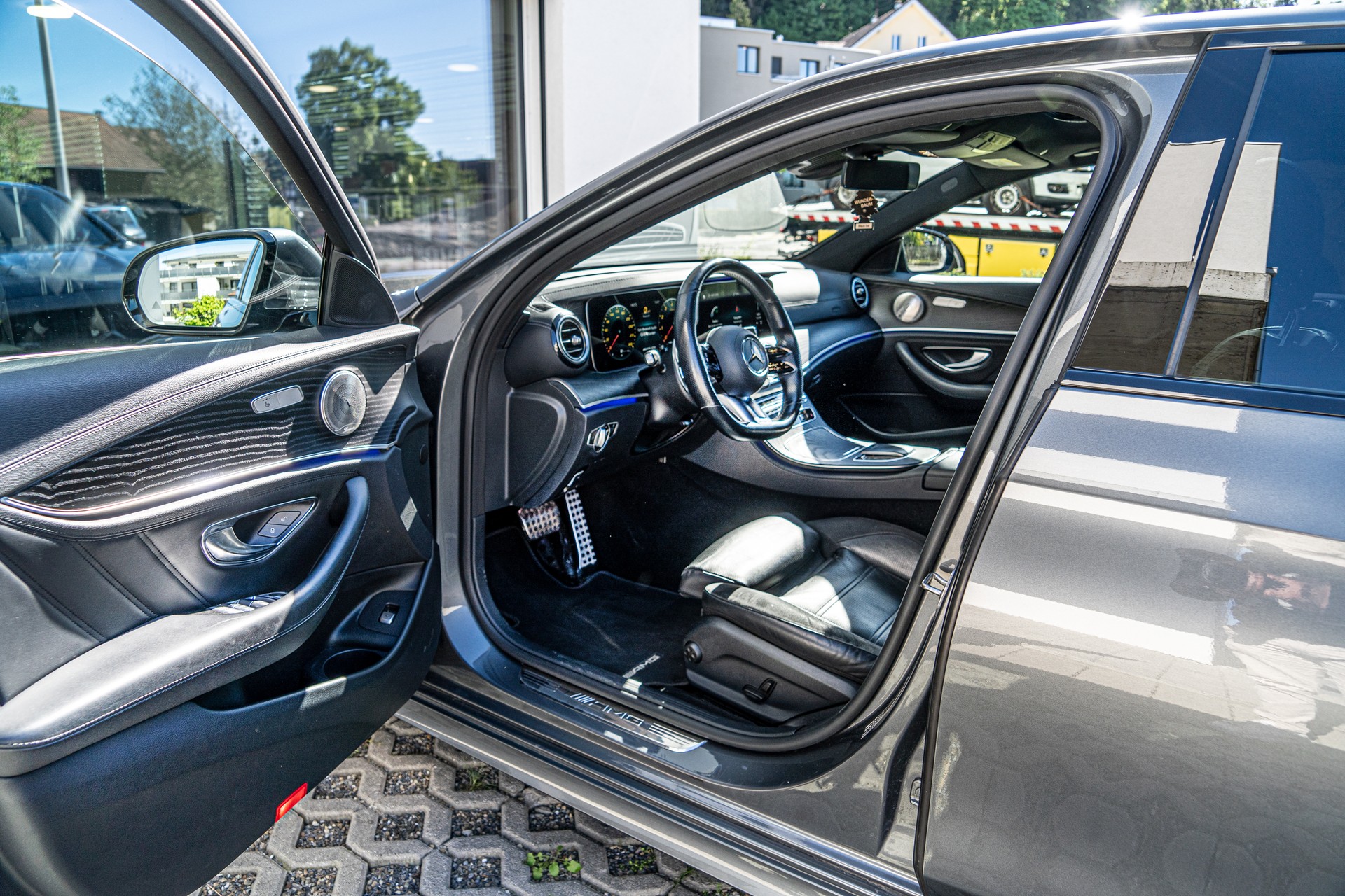 MERCEDES-BENZ AMG E 53 4Matic+ Speedshift 9G-TCT - 15