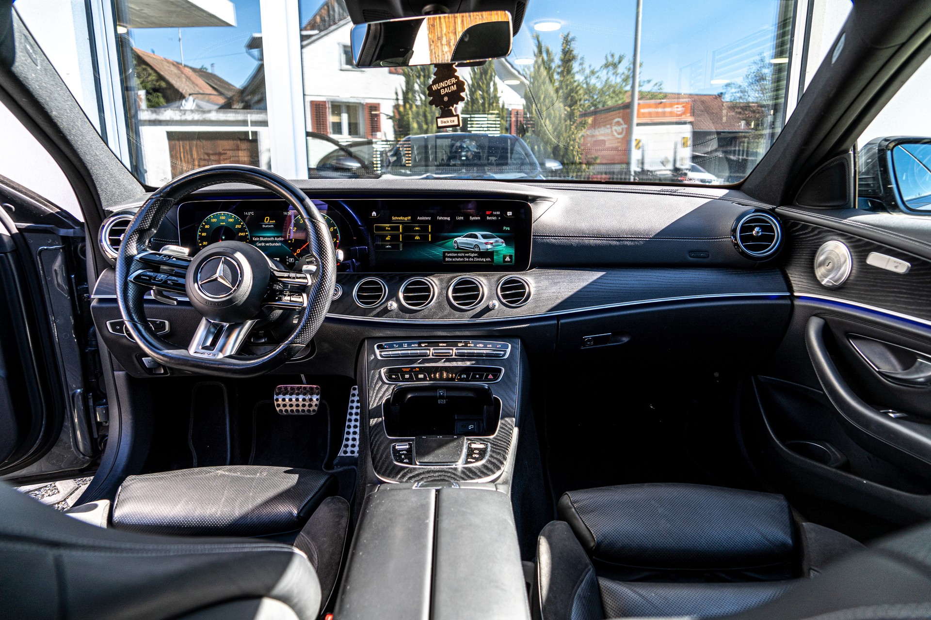 MERCEDES-BENZ AMG E 53 4Matic+ Speedshift 9G-TCT - 24